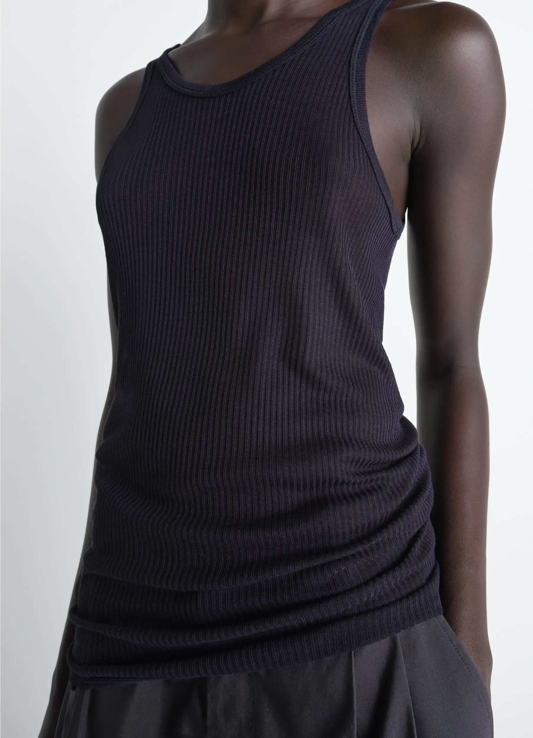 SEAMLESS TANK TOP IN VISCOSE SILK sold by Lemaire product image thumbnail 4
