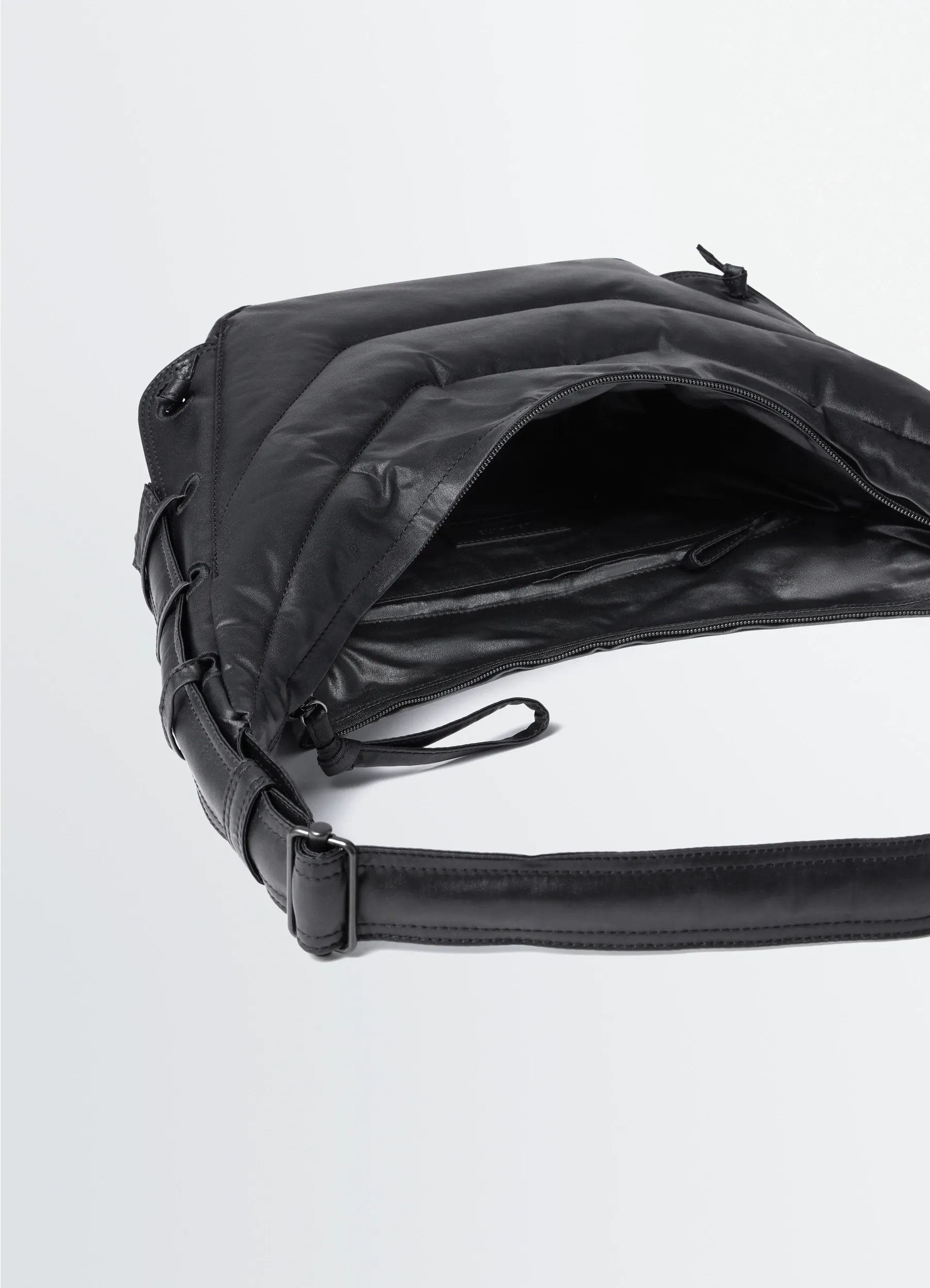 SMALL SOFT GAME BAG IN WATER-REPELLENT COATED COTTON sold by Lemaire product image thumbnail 3