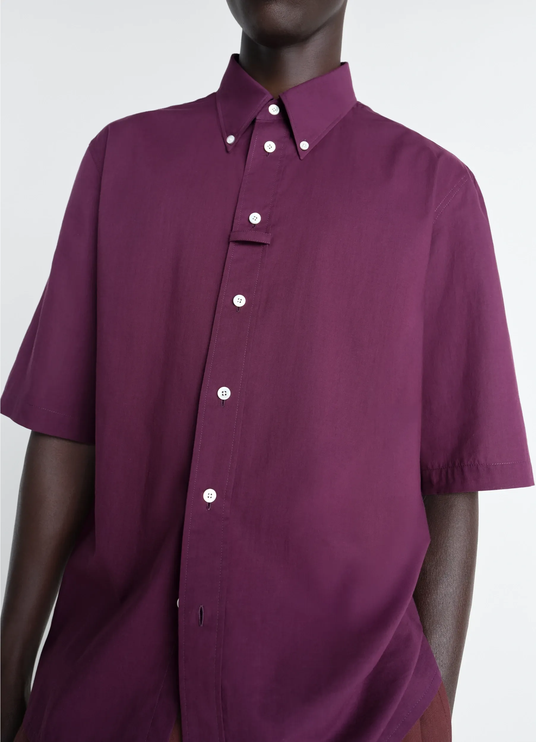 SHORT SLEEVE SHIRT IN WASHED COTTON MUSLIN sold by Lemaire product image thumbnail 3