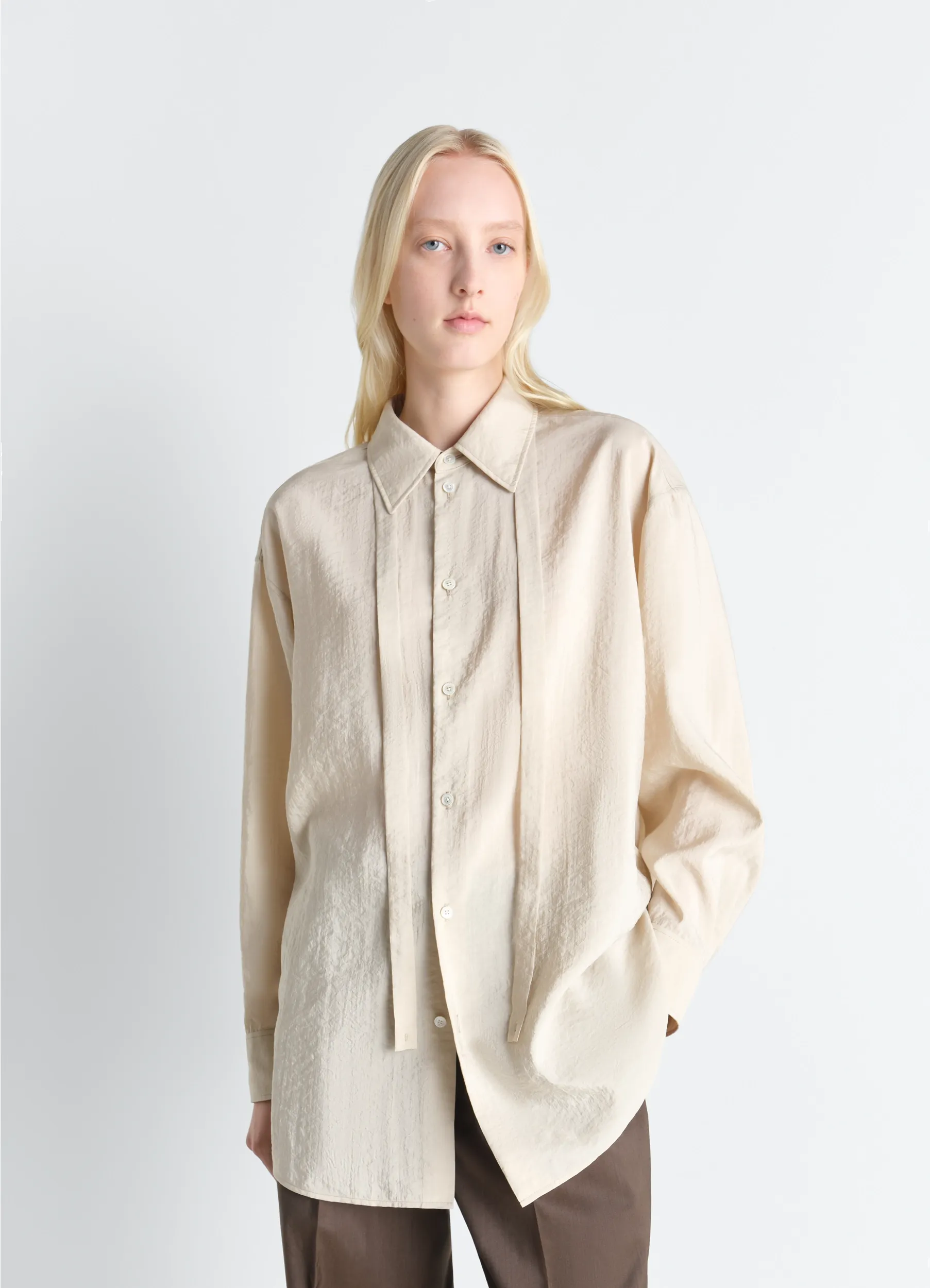 LONG SHIRT WITH TIE IN DRY SILK sold by Lemaire