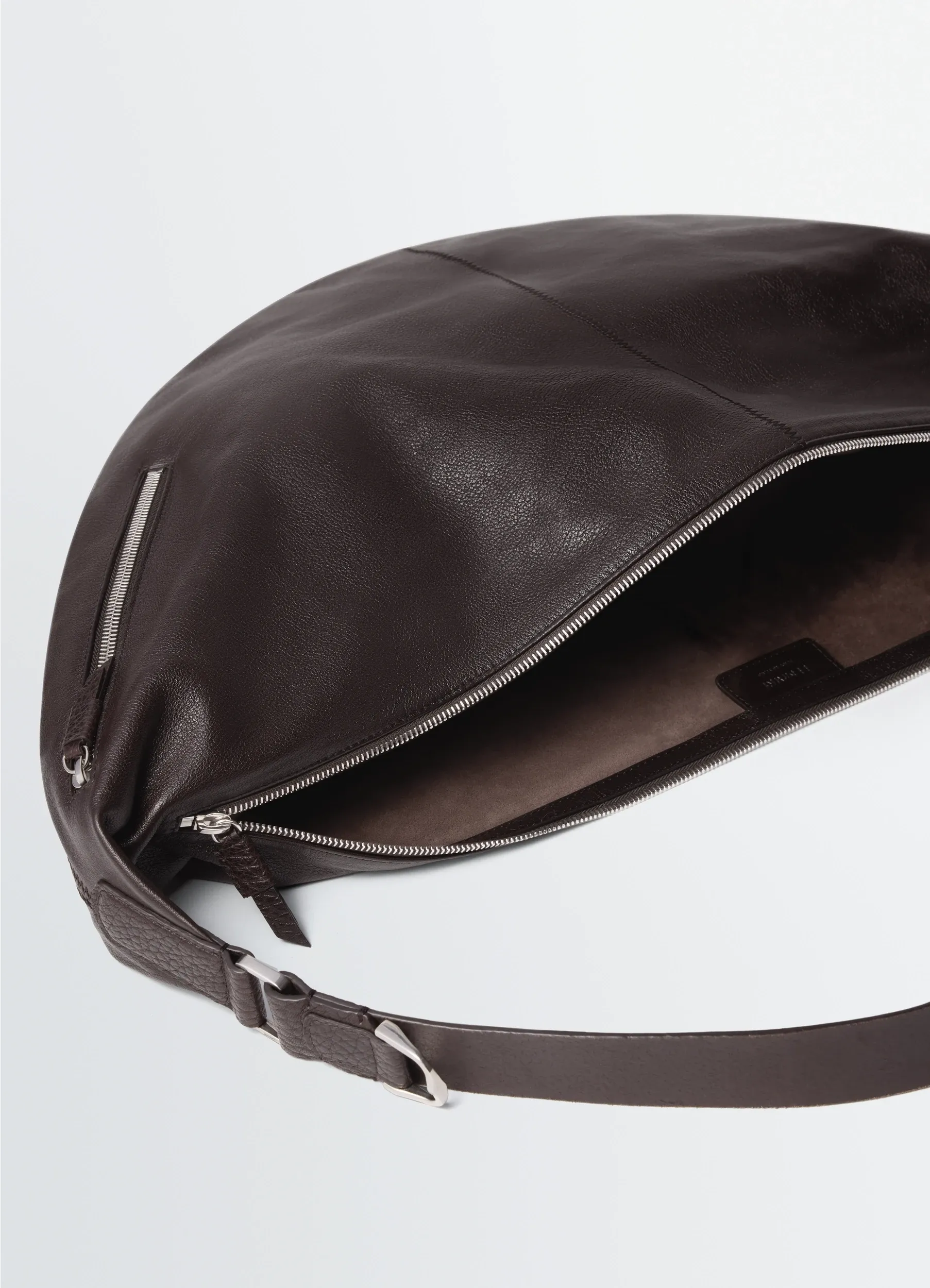 LARGE QUIVER CLIP BAG IN LEATHER sold by Lemaire product image thumbnail 5