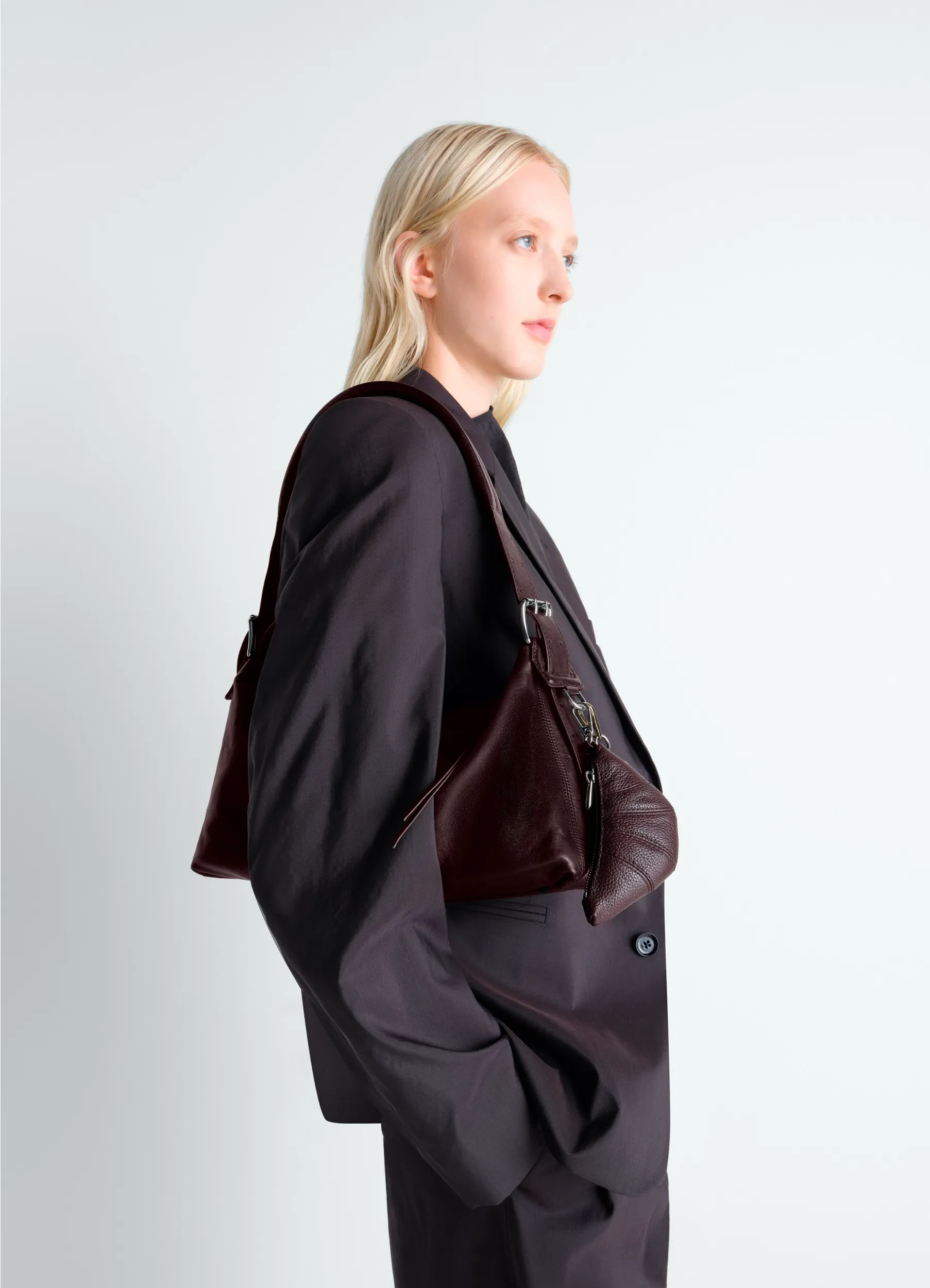 BELTED BAGUETTE BAG IN LEATHER sold by Lemaire product image thumbnail 2