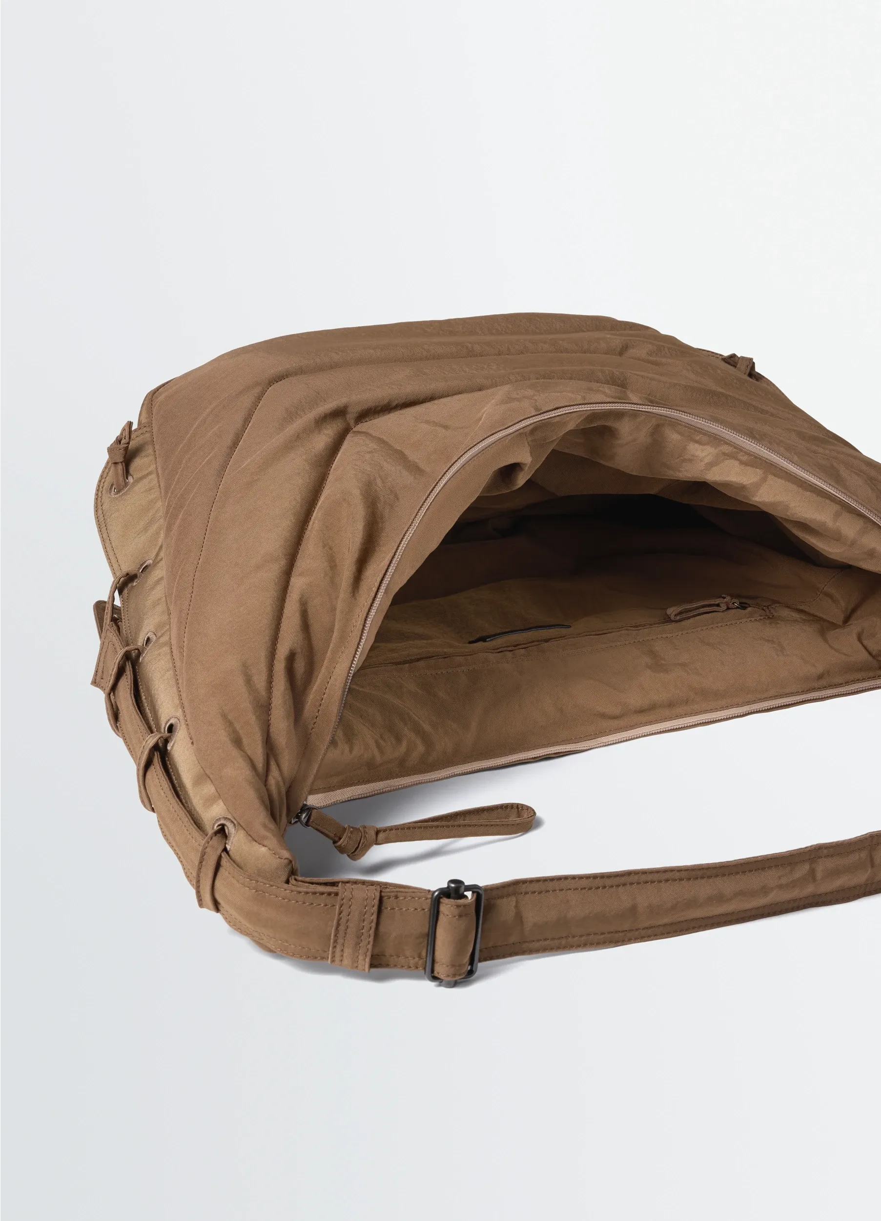 LARGE SOFT GAME BAG IN NYLON CANVAS sold by Lemaire product image thumbnail 3