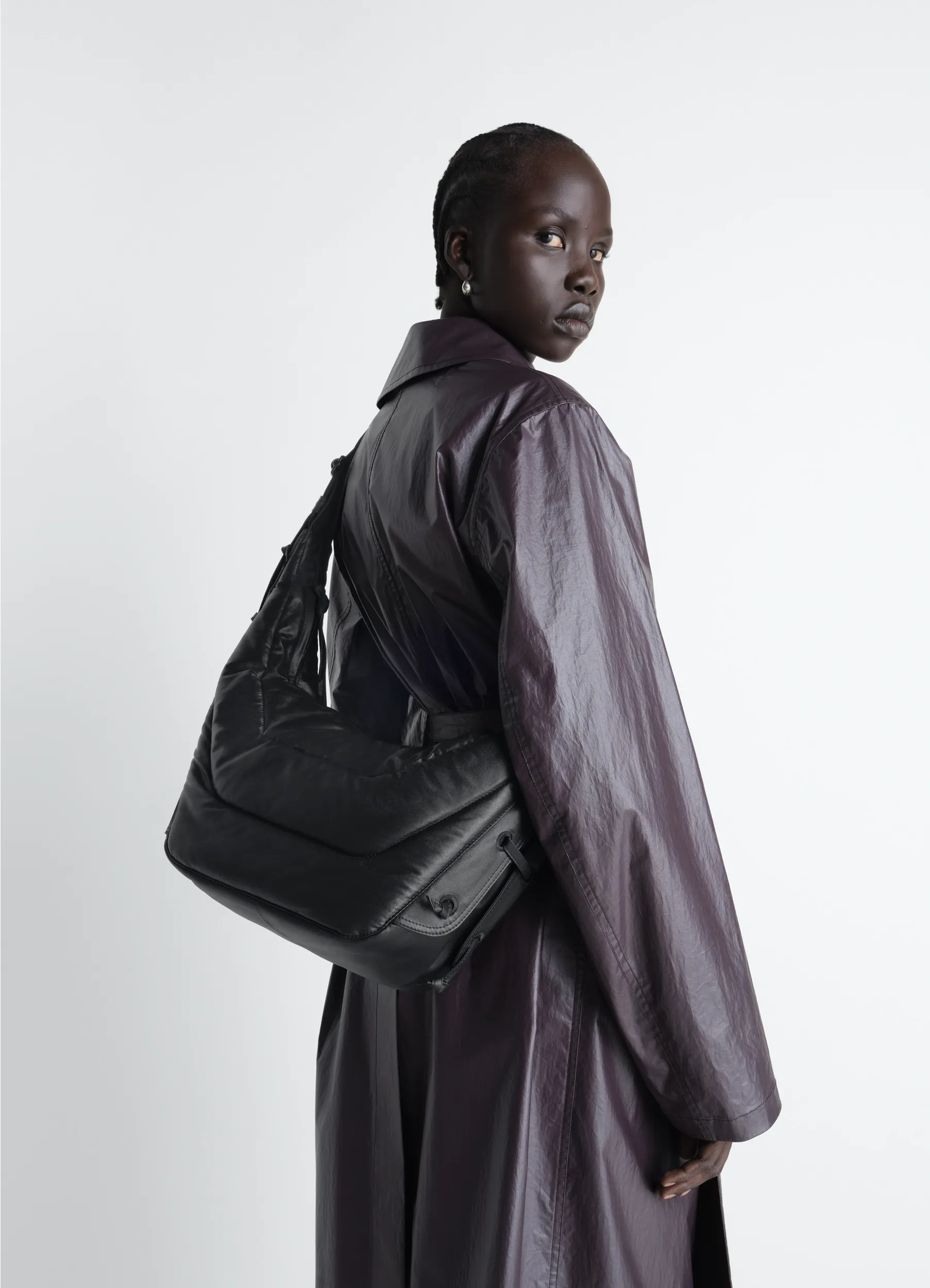 MEDIUM SOFT GAME BAG IN WATER-REPELLENT COATED COTTON sold by Lemaire product image thumbnail 2