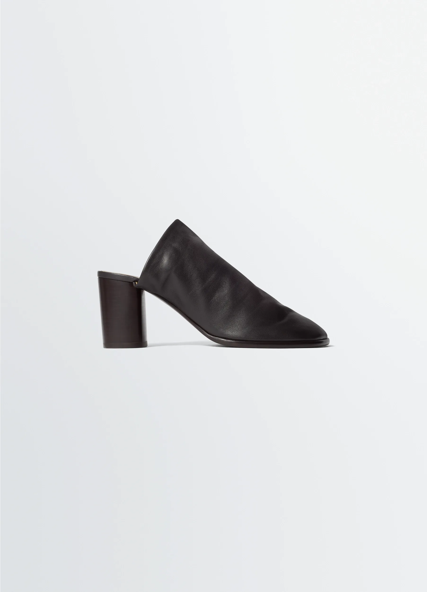 GLOVE MULES IN LEATHER sold by Lemaire