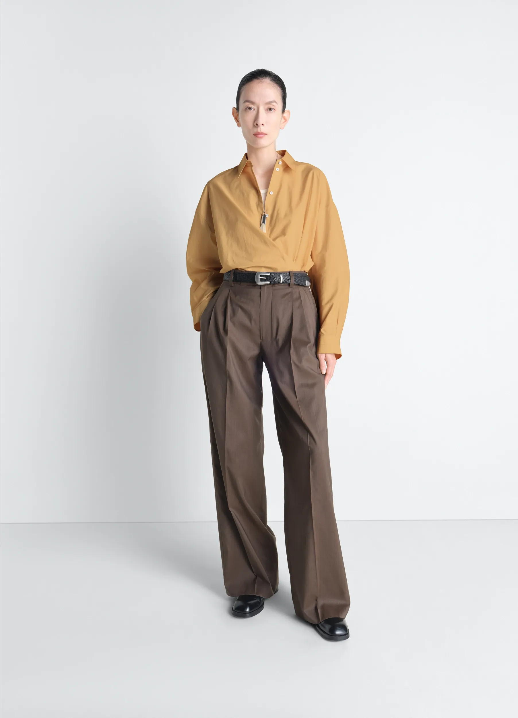 STRAIGHT COLLAR TWISTED SHIRT IN WASHED COTTON SILK sold by Lemaire product image thumbnail 2