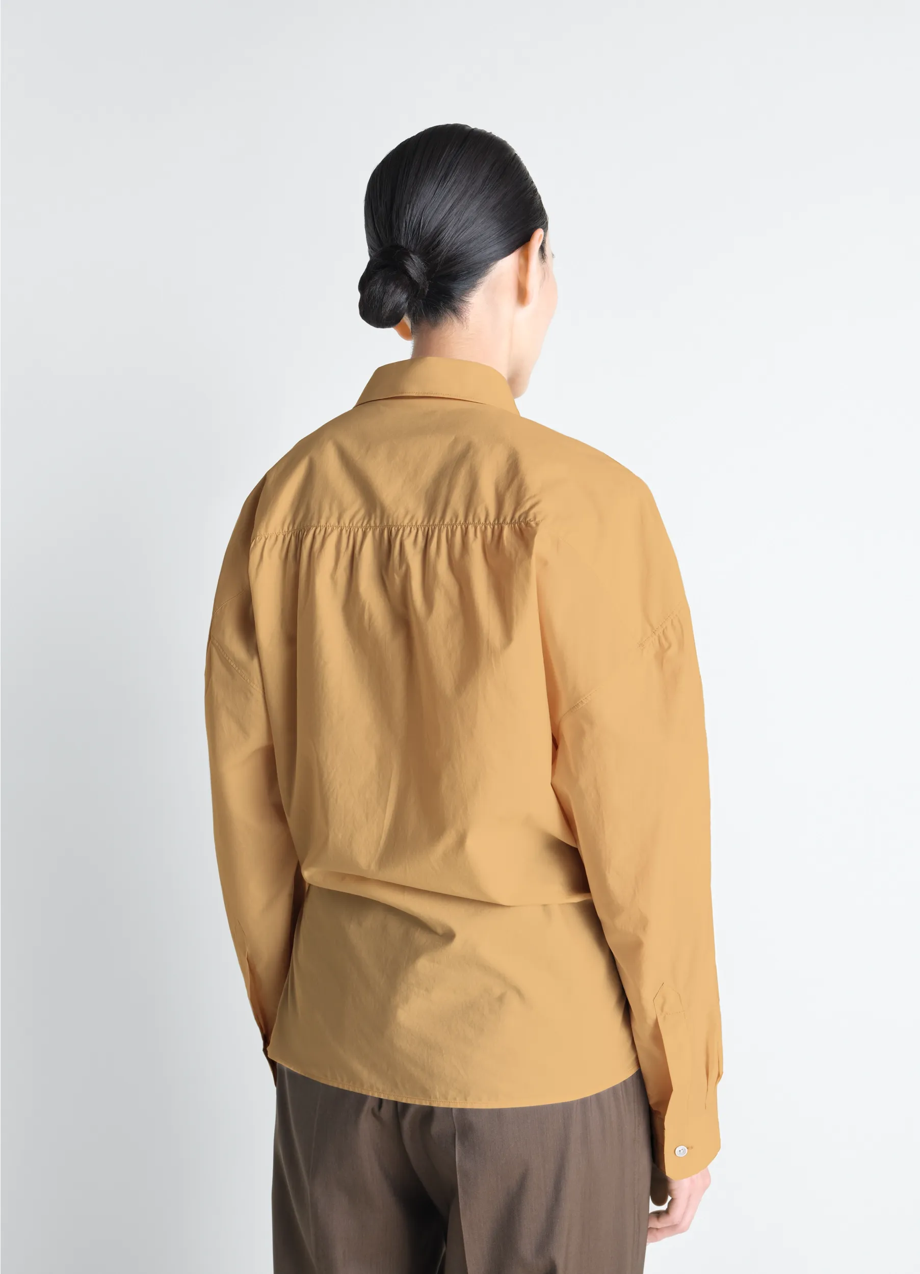 STRAIGHT COLLAR TWISTED SHIRT IN WASHED COTTON SILK sold by Lemaire product image thumbnail 5