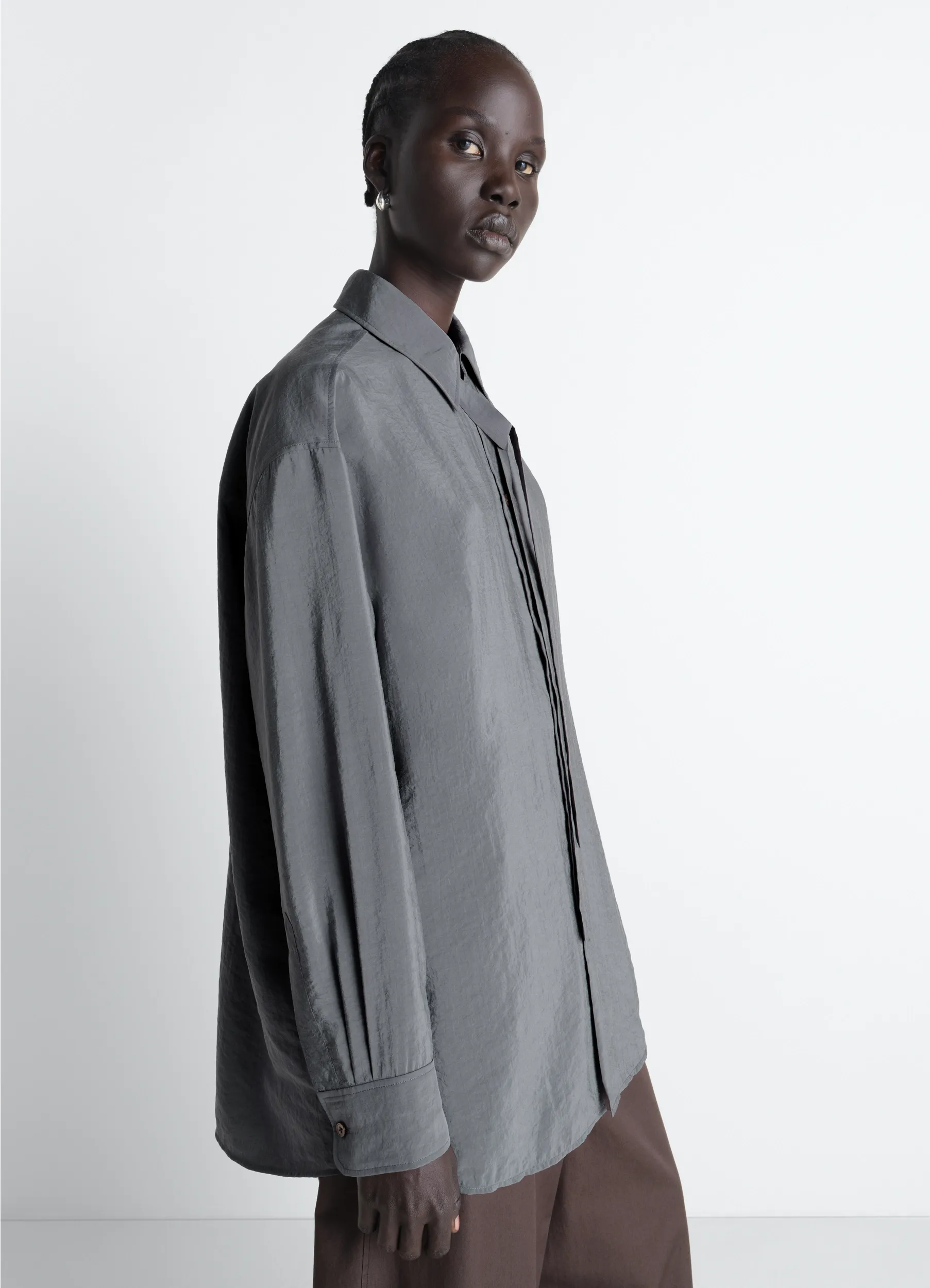 LONG SHIRT WITH TIE IN DRY SILK sold by Lemaire product image thumbnail 4