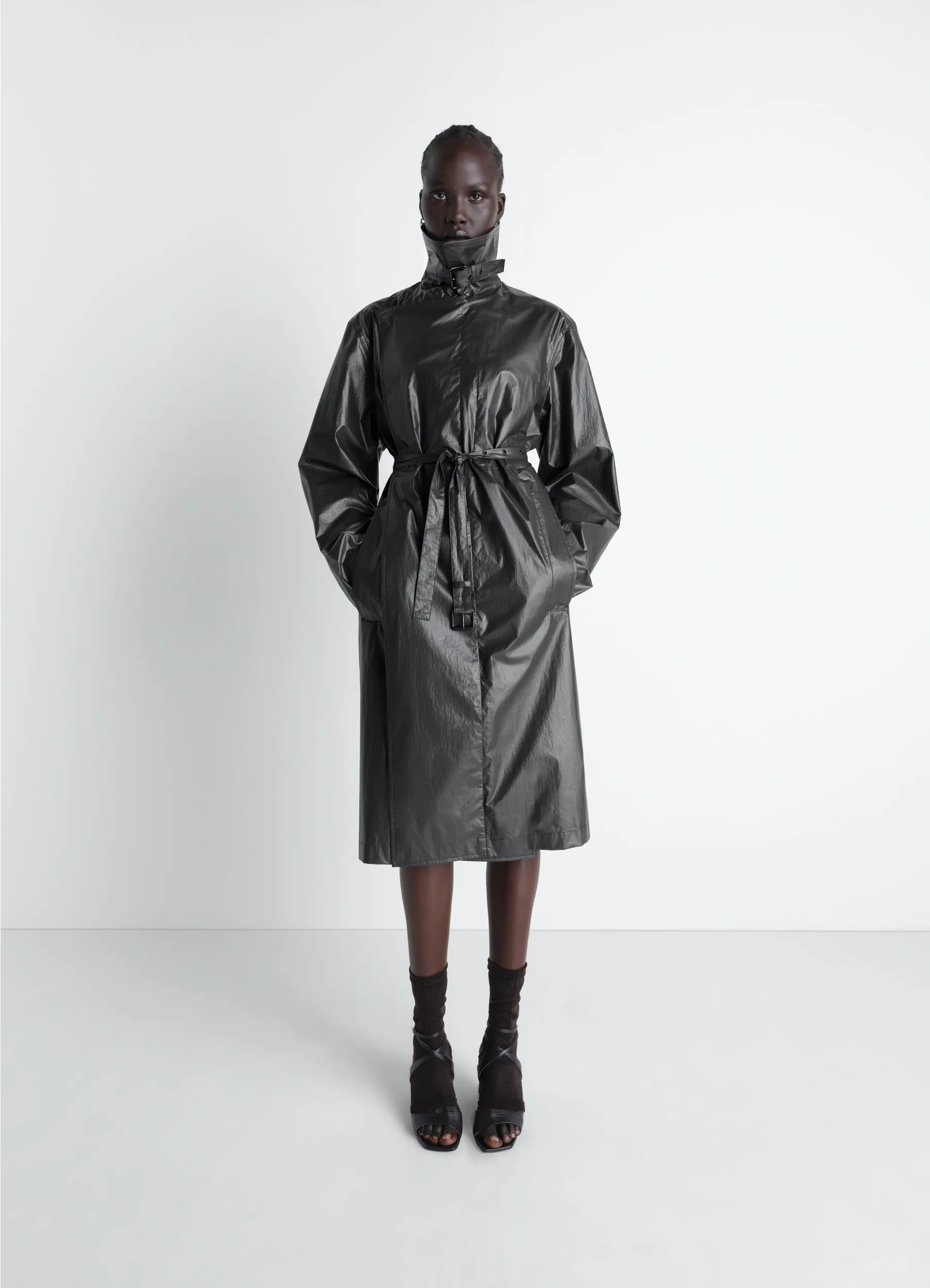 LIGHT WRAP COAT IN LIGHT COATED COTTON sold by Lemaire product image thumbnail 3