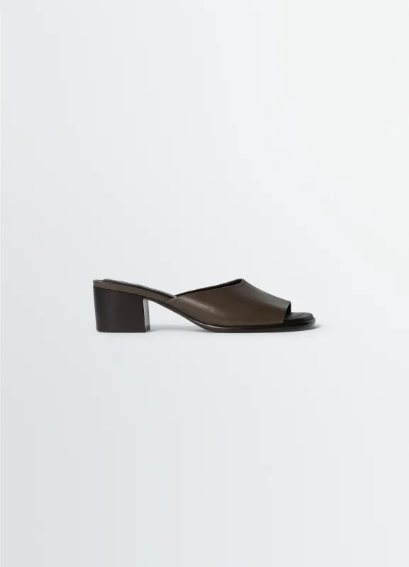 SQUARE-HEELED MULES 55 MM IN LEATHER made by Lemaire
