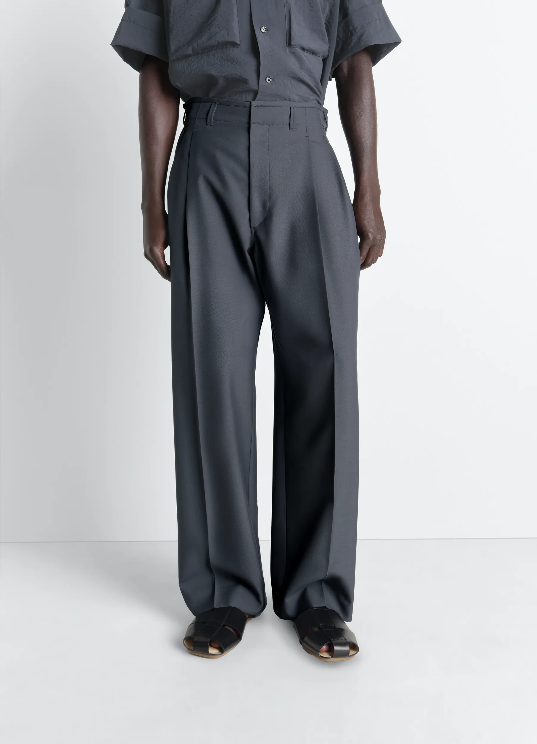 PLEATED TAILORED PANTS IN POLYWOOL sold by Lemaire product image thumbnail 2