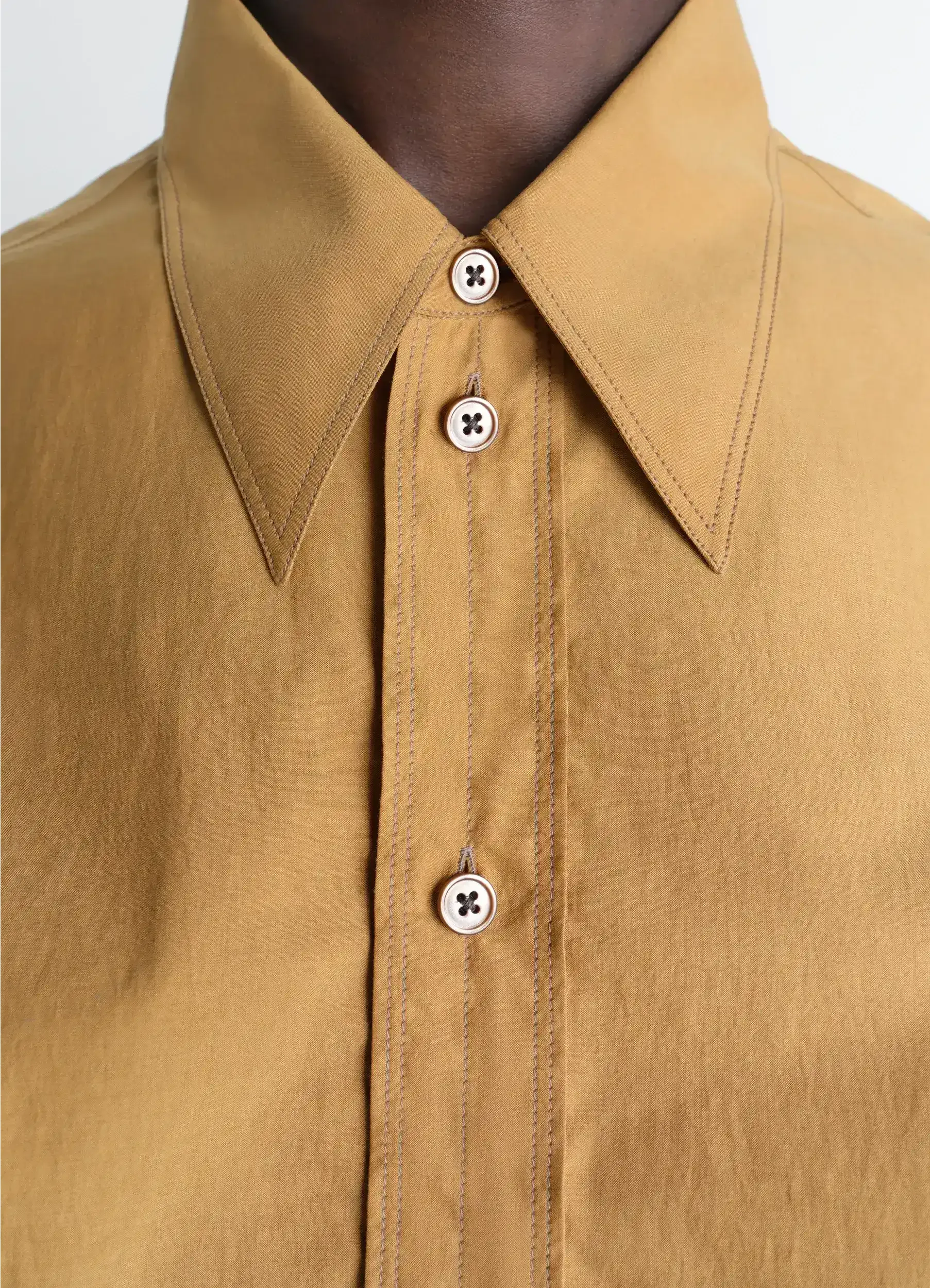 POINTED COLLAR SHIRT IN WASHED COTTON SILK sold by Lemaire product image thumbnail 4