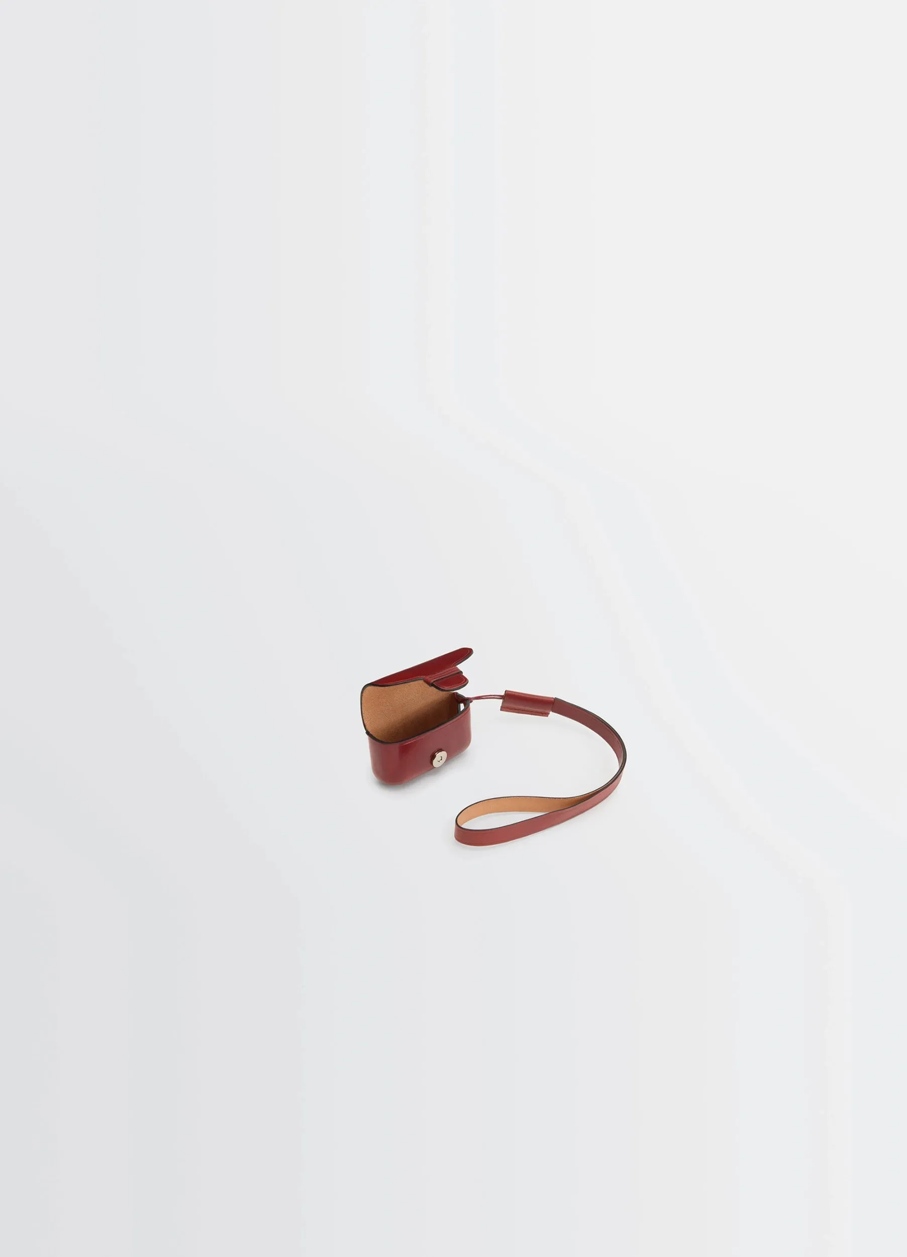 IL BUSSETTO FOR LEMAIRE AIRPODS PRO 2 CASE sold by Lemaire product image thumbnail 2