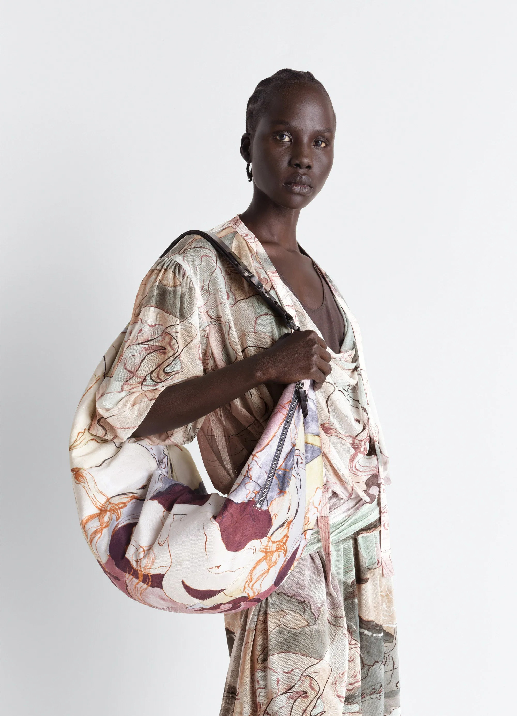 XL QUIVER CLIP BAG IN PRINTED COTTON CANVAS sold by Lemaire product image thumbnail 2