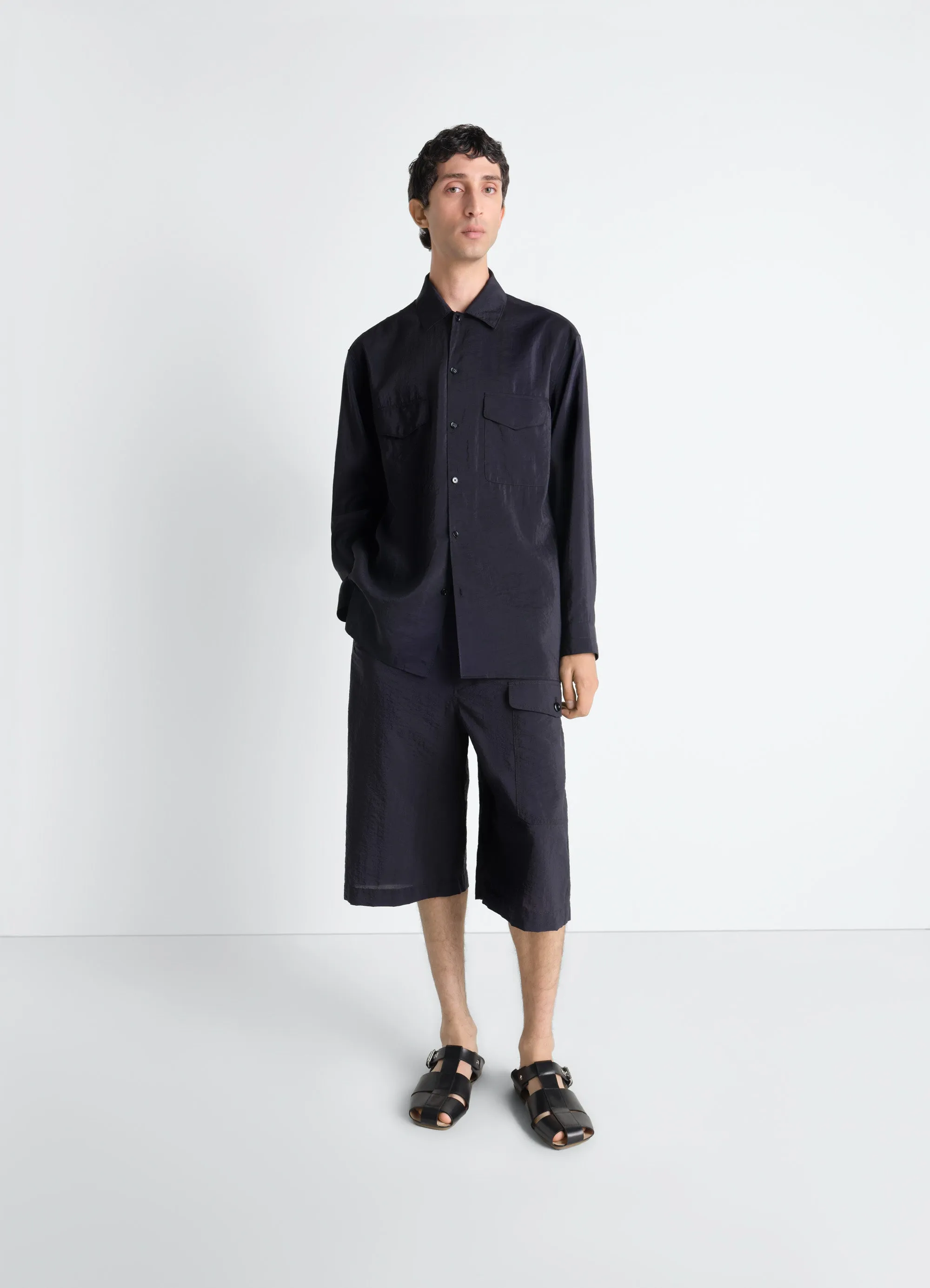 CARGO EASY SHORTS IN WASHED TECHNICAL COTTON sold by Lemaire