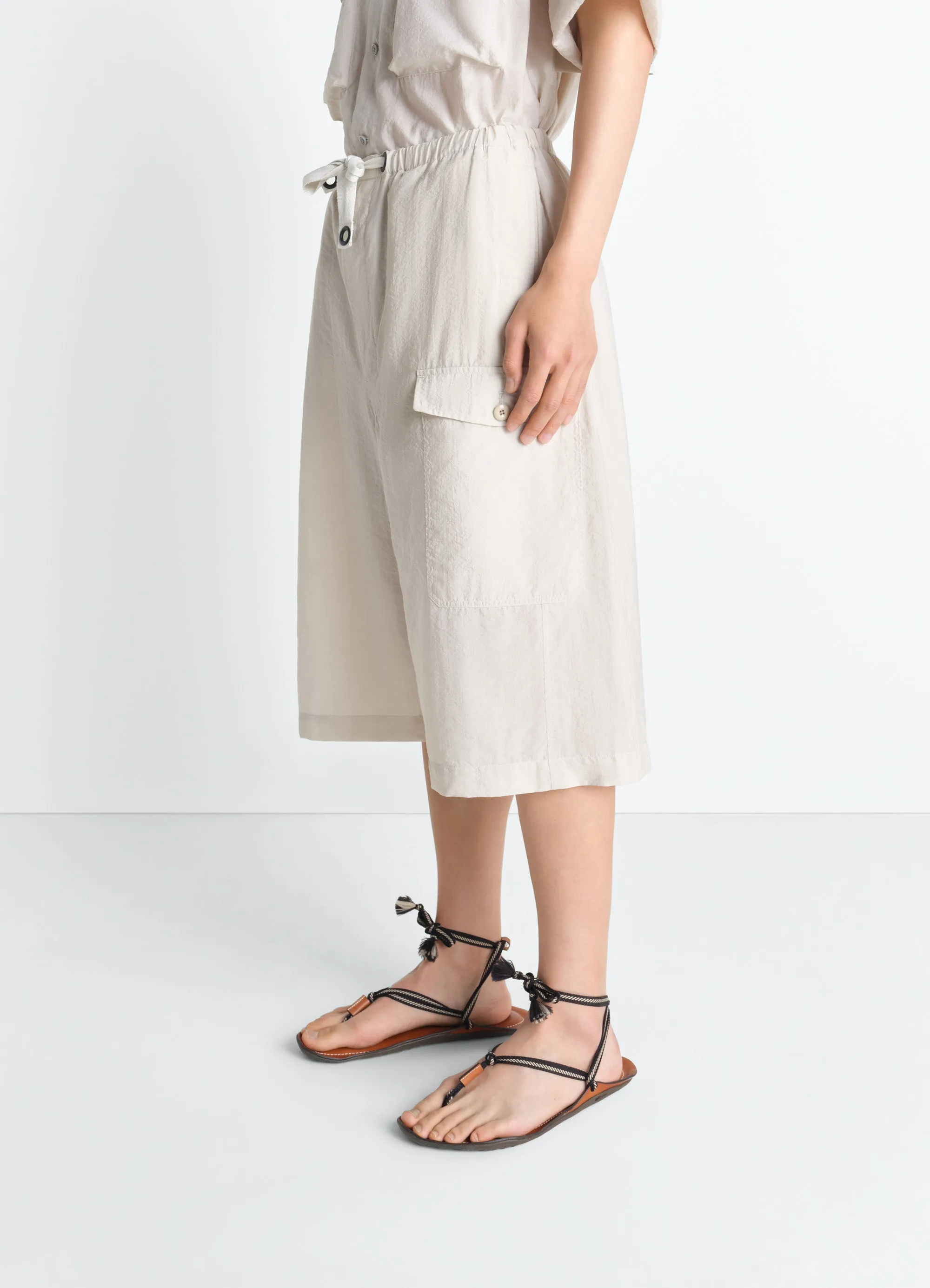 CARGO EASY SHORTS IN WASHED TECHNICAL COTTON sold by Lemaire product image thumbnail 4