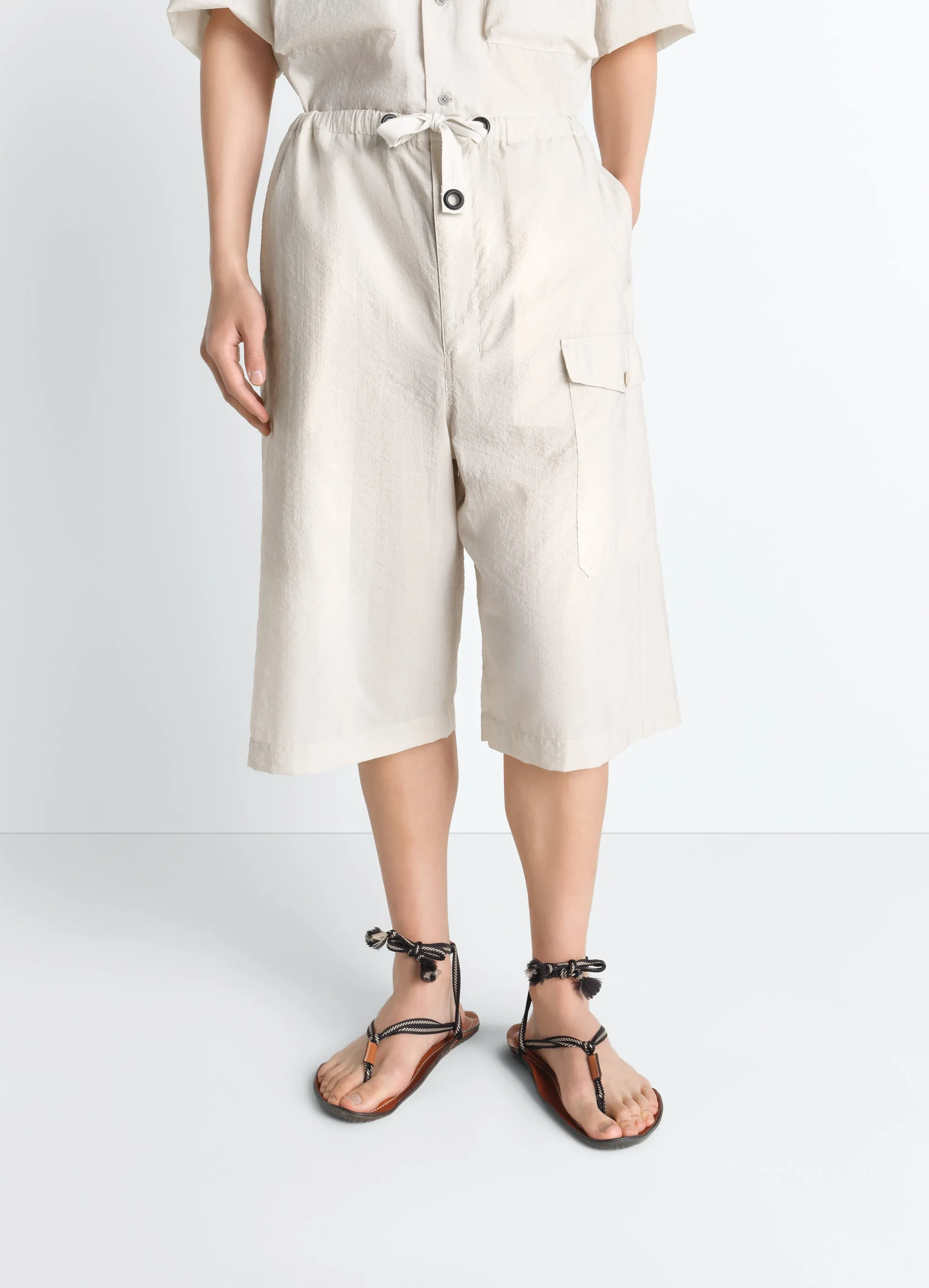 CARGO EASY SHORTS IN WASHED TECHNICAL COTTON sold by Lemaire product image thumbnail 2