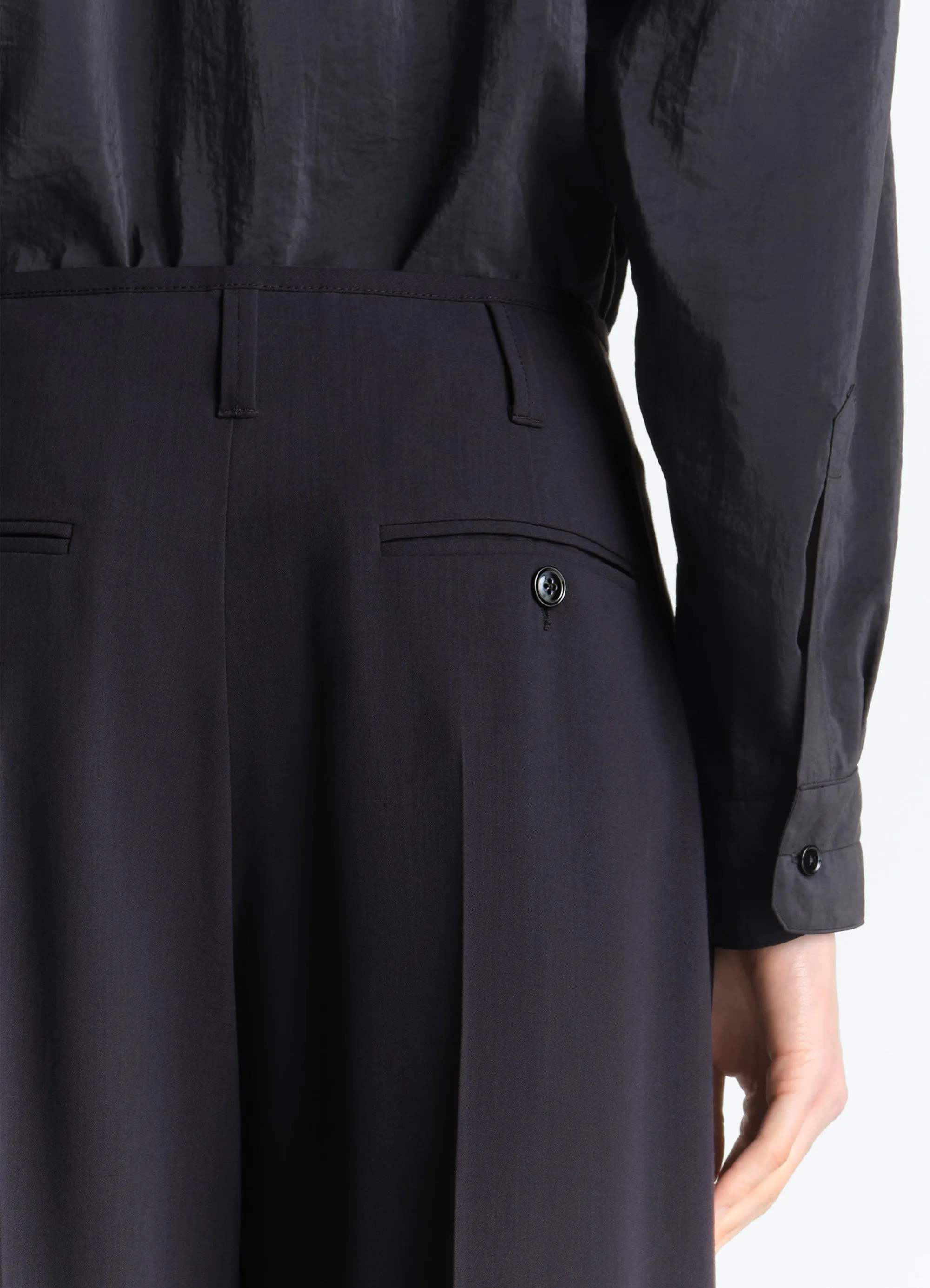 SOFT TAILORED PANTS IN WOOL CREPE sold by Lemaire product image thumbnail 3