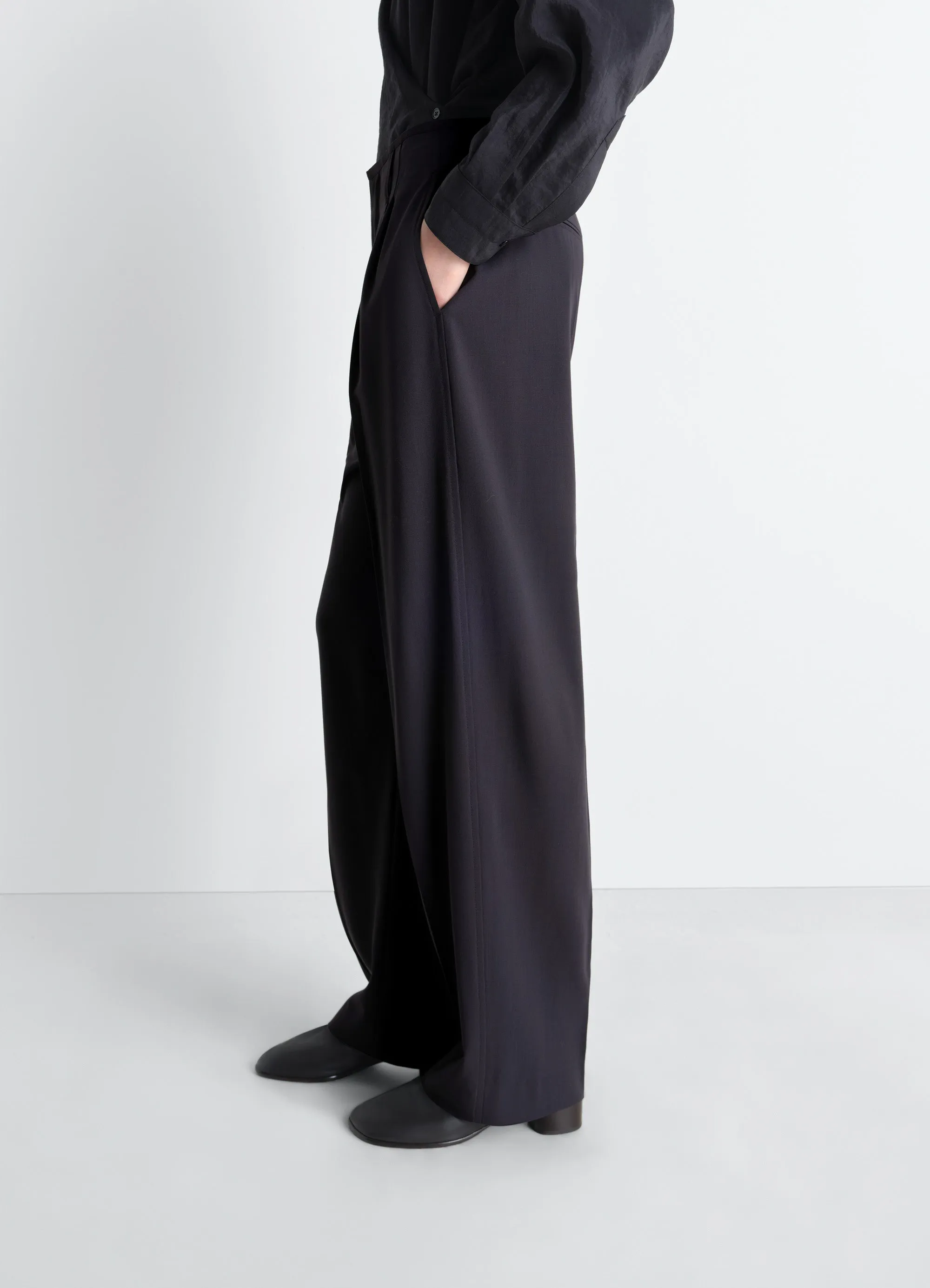 SOFT TAILORED PANTS IN WOOL CREPE sold by Lemaire product image thumbnail 2