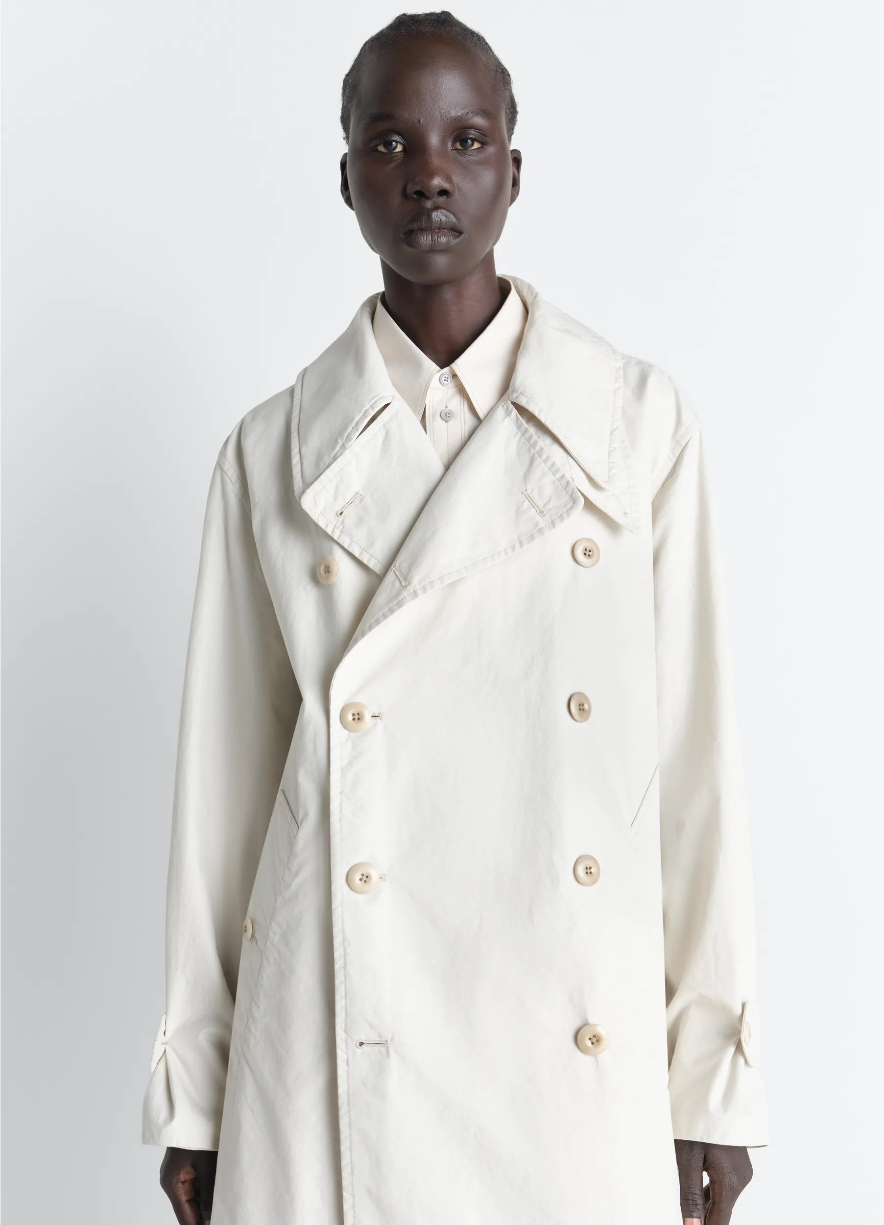 CROPPED TRENCH IN VENTILE® COTTON sold by Lemaire product image thumbnail 2