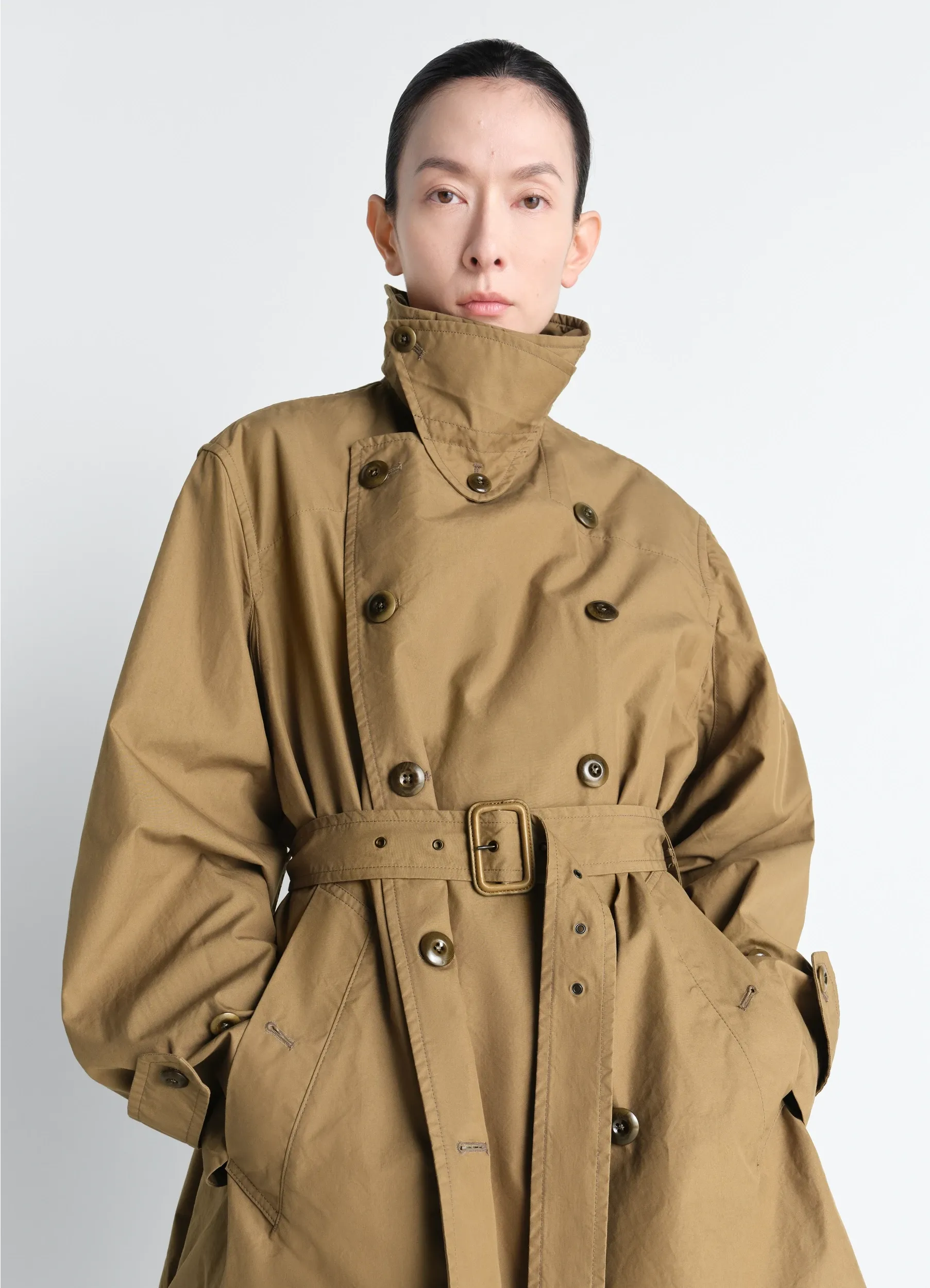 CROPPED TRENCH IN VENTILE® COTTON sold by Lemaire product image thumbnail 2