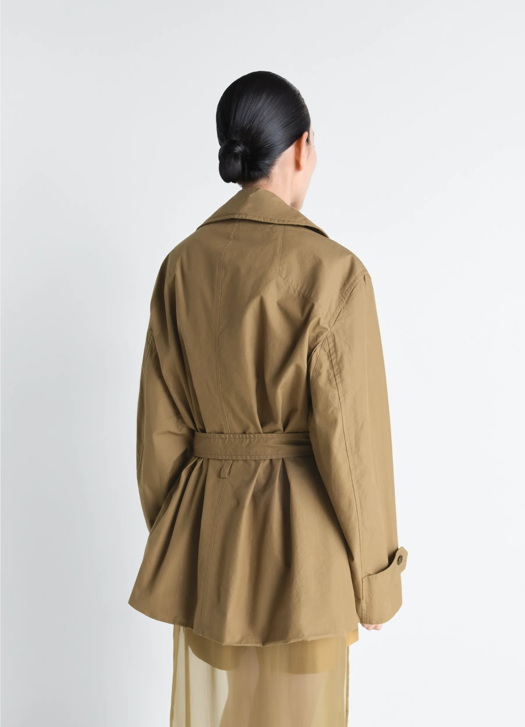 CROPPED TRENCH IN VENTILE® COTTON sold by Lemaire product image thumbnail 5