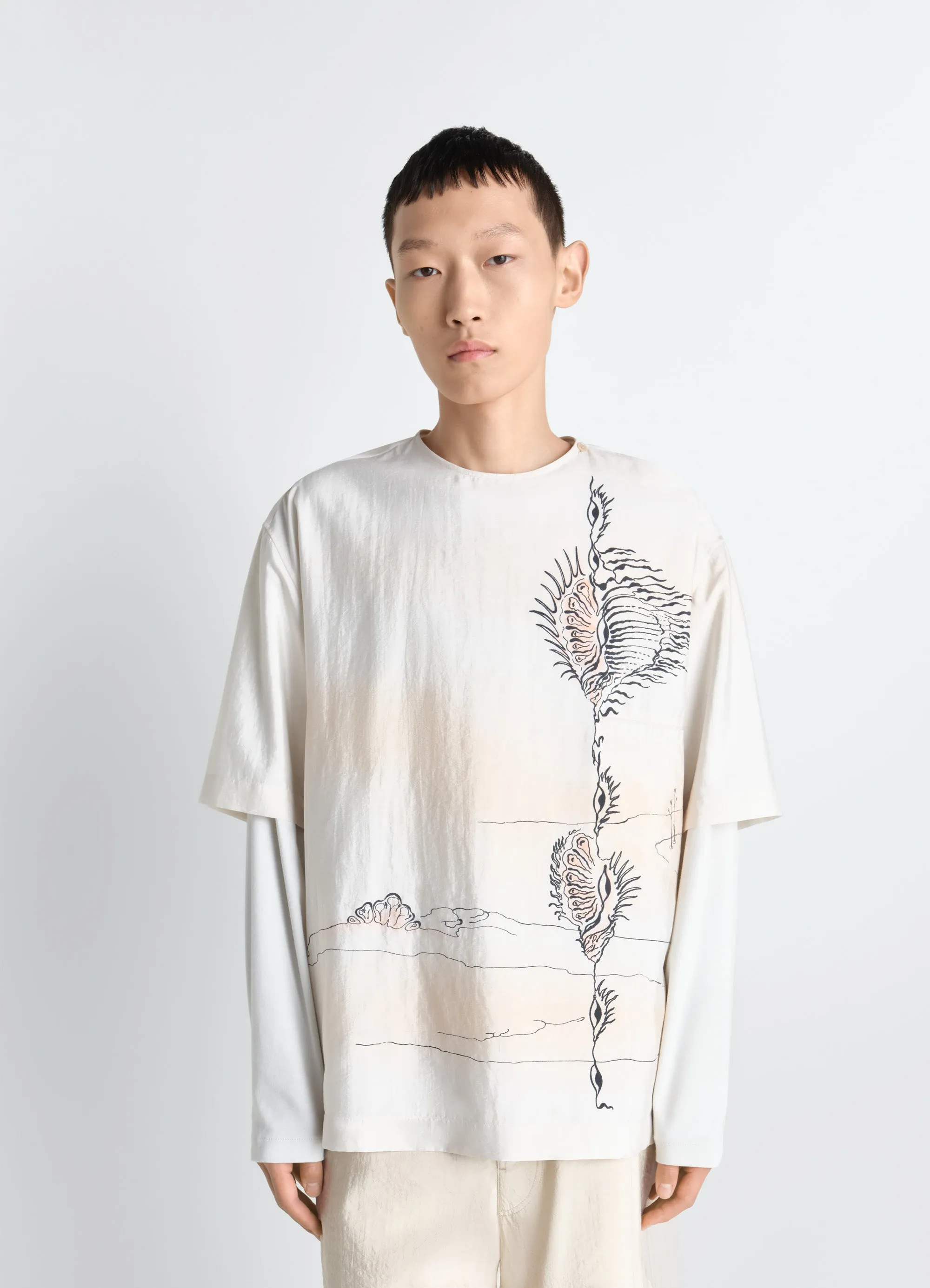 BUTTON NECK TOP IN SHELL PRINTED SILK sold by Lemaire