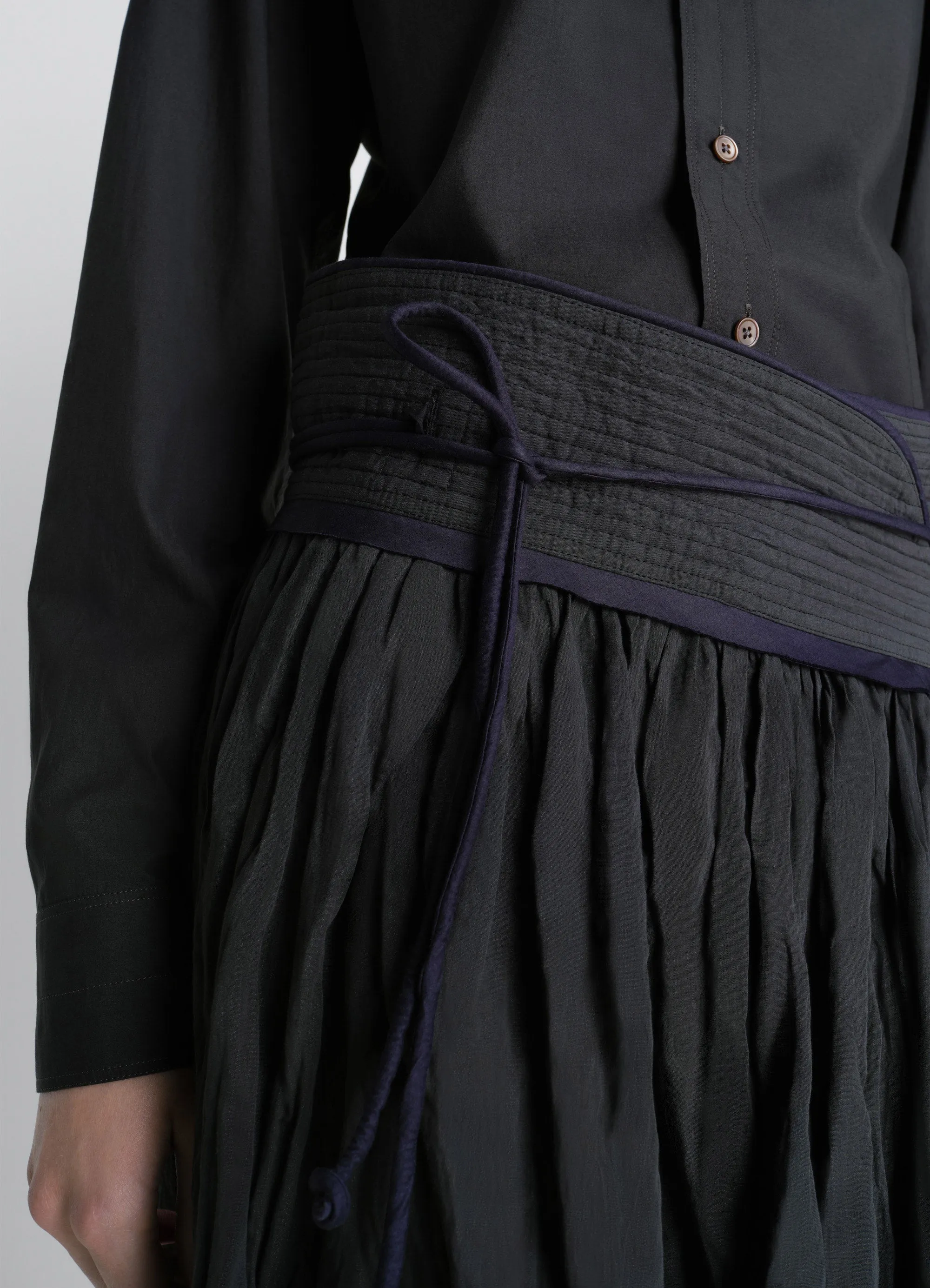 CRINKLED WRAP SKIRT IN CRINKLED COTTON METAL sold by Lemaire product image thumbnail 3