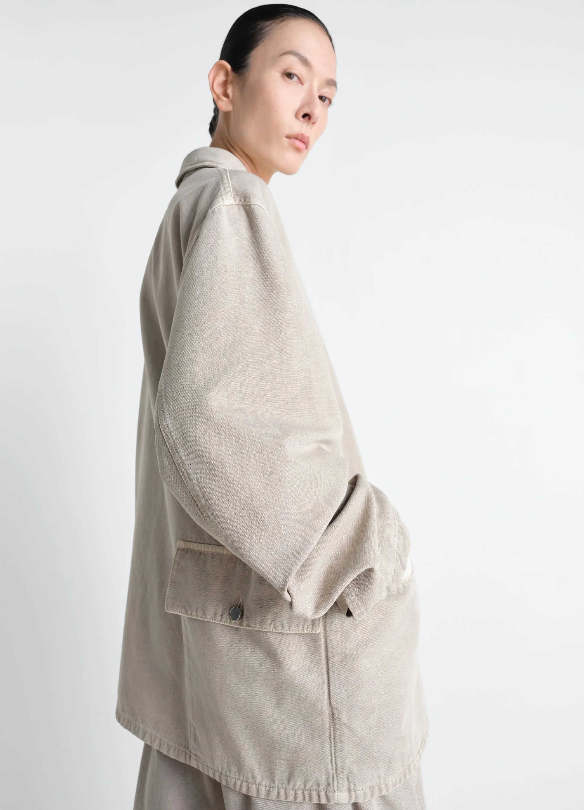 UTILITY OVERSHIRT IN SNOW BROKEN TWILL sold by Lemaire product image thumbnail 5
