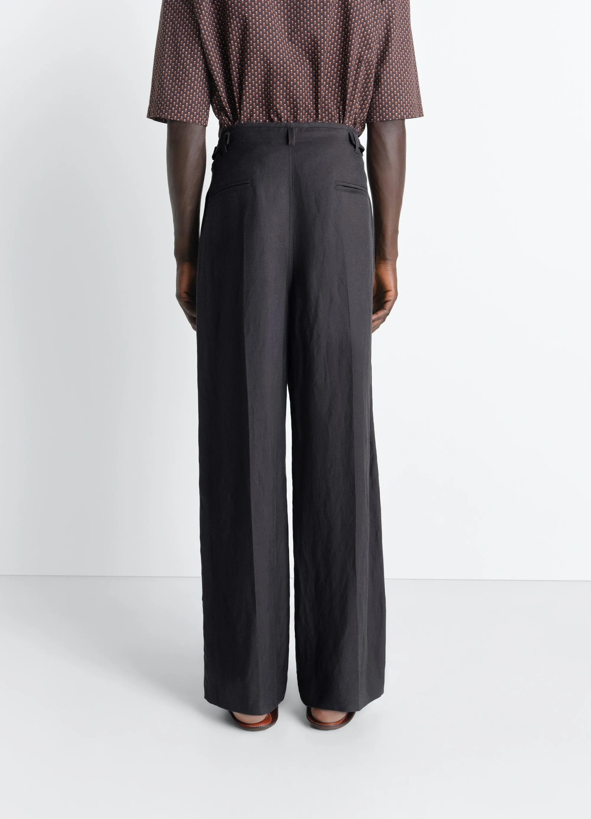 PLEATED TAILORED PANTS IN VISCOSE LINEN GABARDINE sold by Lemaire product image thumbnail 5