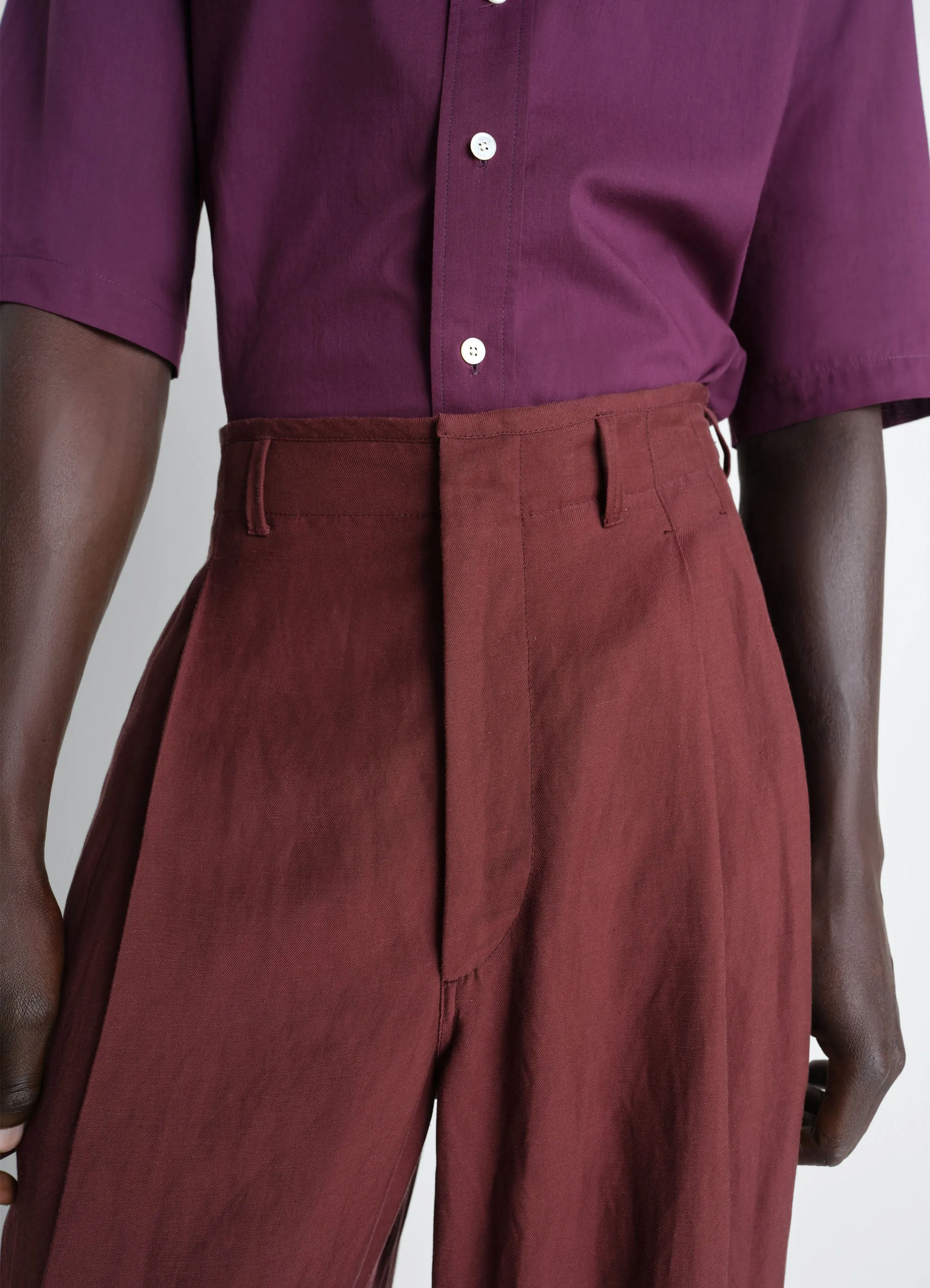 PLEATED TAILORED PANTS IN VISCOSE LINEN GABARDINE sold by Lemaire product image thumbnail 3
