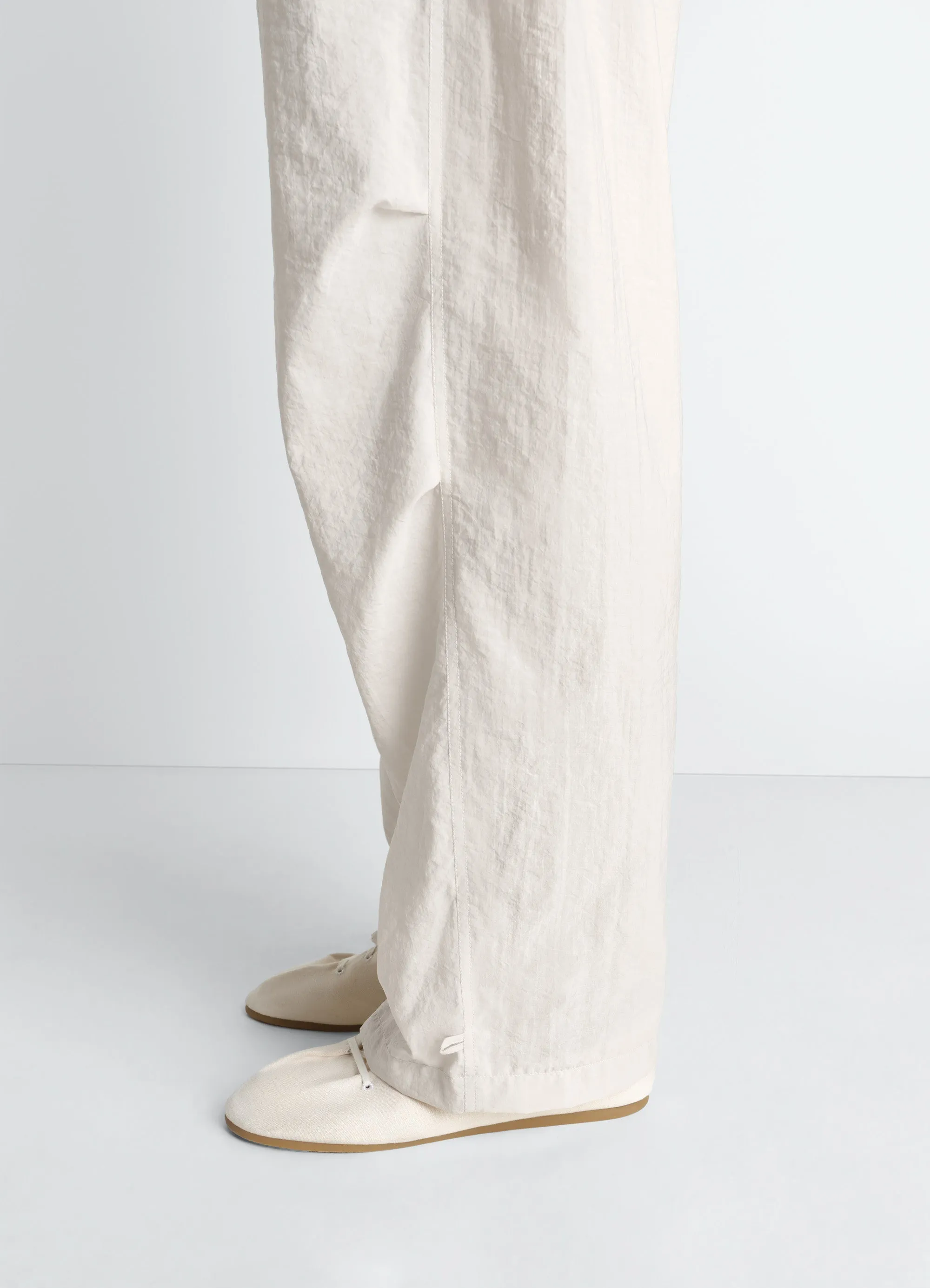 PARACHUTE PANTS IN WASHED TECHNICAL COTTON sold by Lemaire product image thumbnail 3