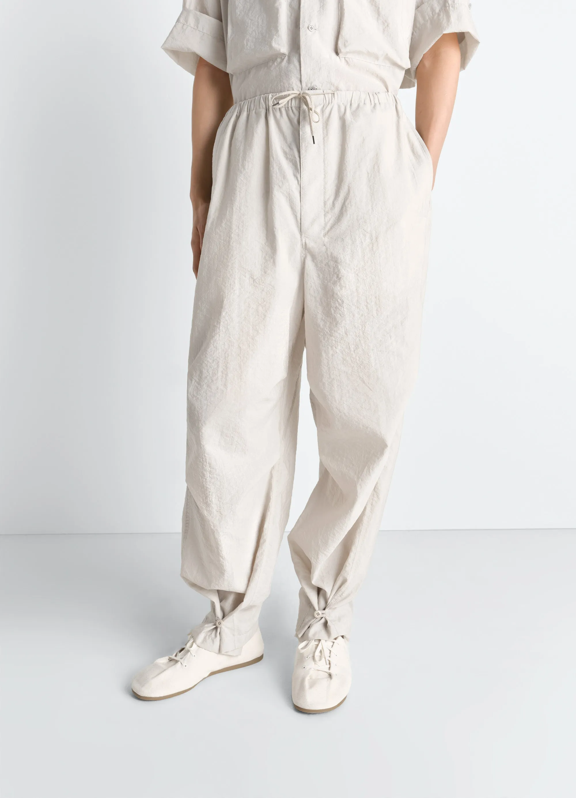 PARACHUTE PANTS IN WASHED TECHNICAL COTTON sold by Lemaire product image thumbnail 2