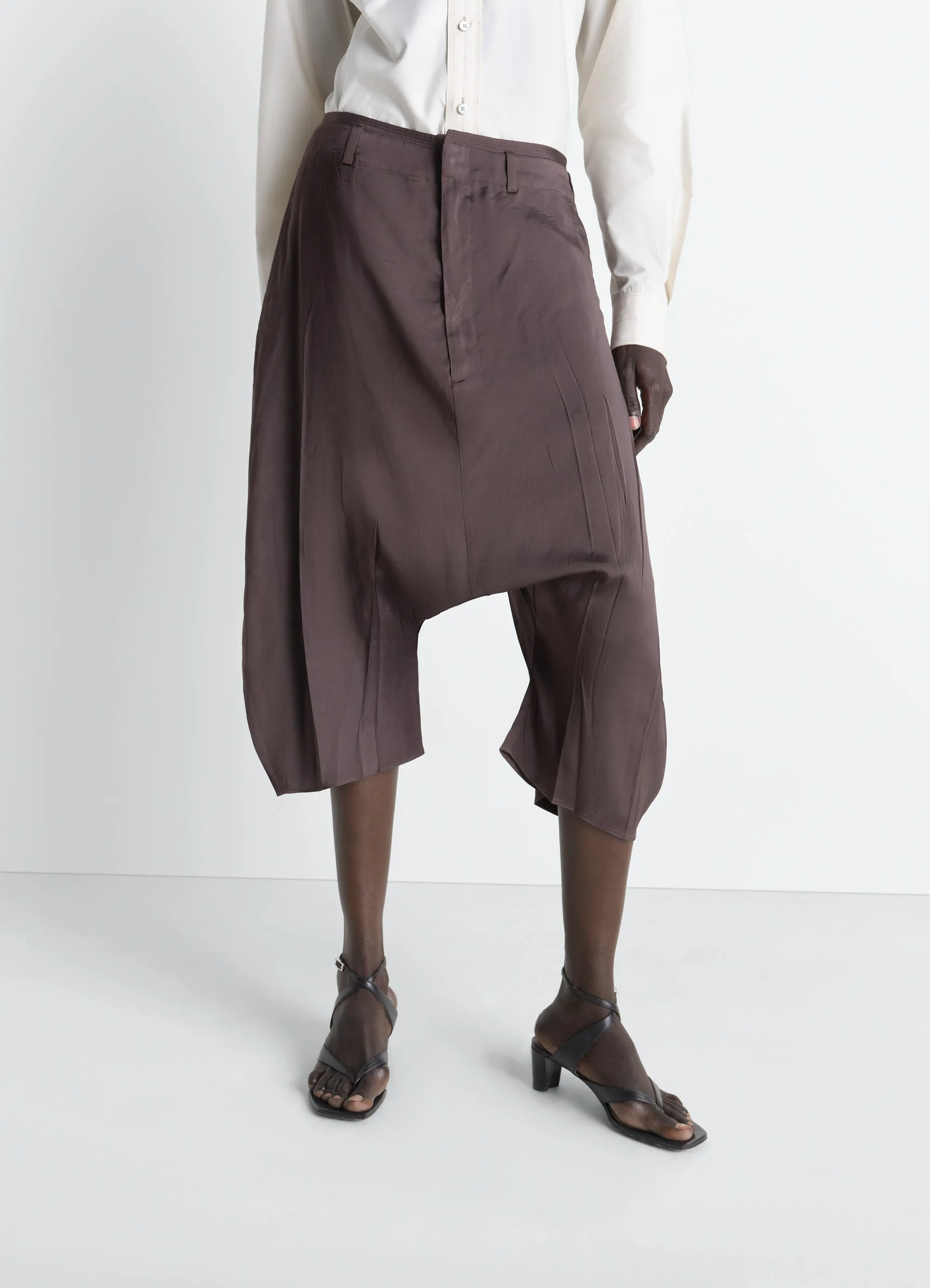 CREASED DROPPED CROTCH BERMUDAS IN POLY VISCOSE TWILL sold by Lemaire product image thumbnail 2