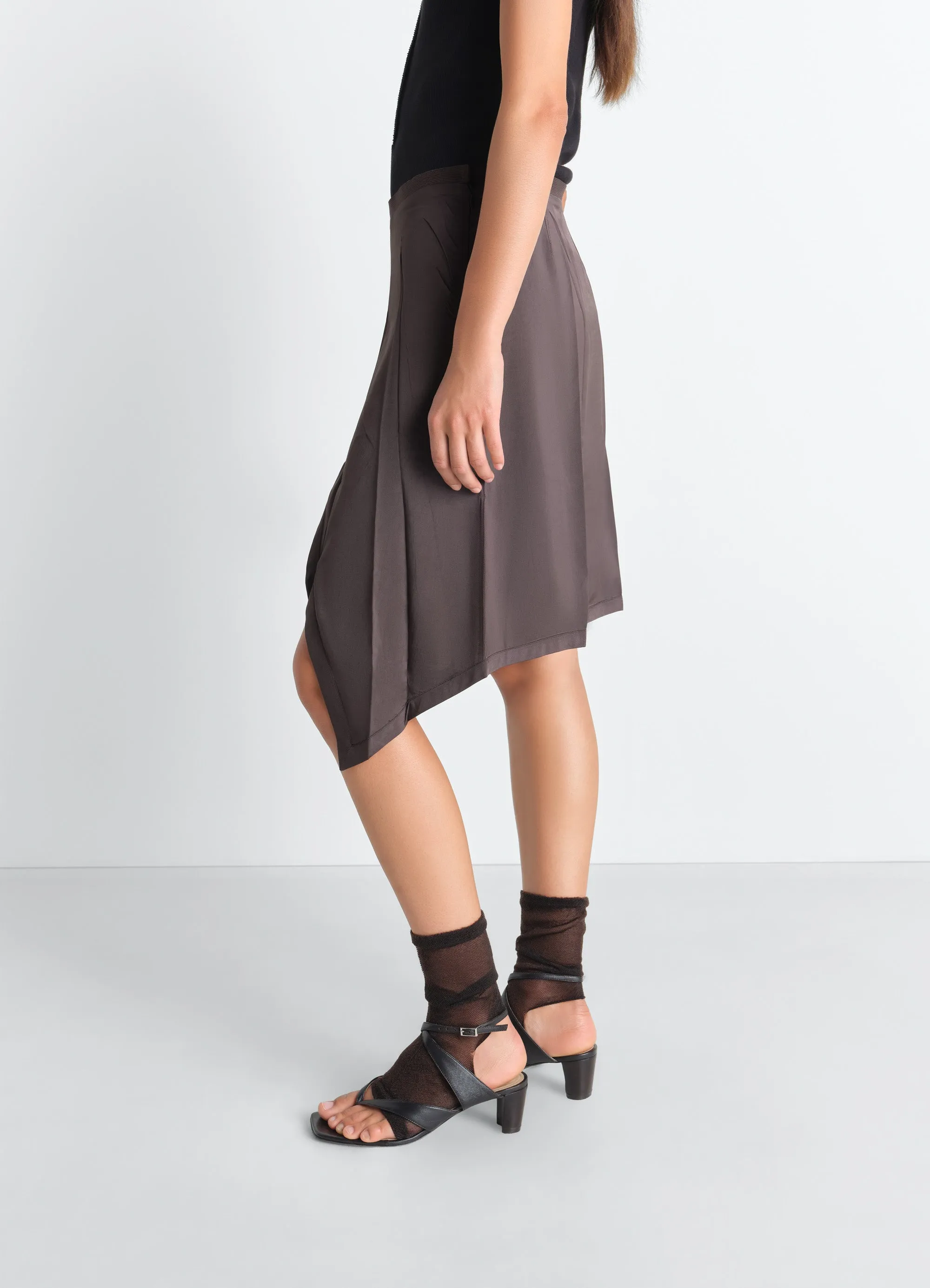CREASED FOULARD SKIRT IN POLY VISCOSE TWILL sold by Lemaire product image thumbnail 4