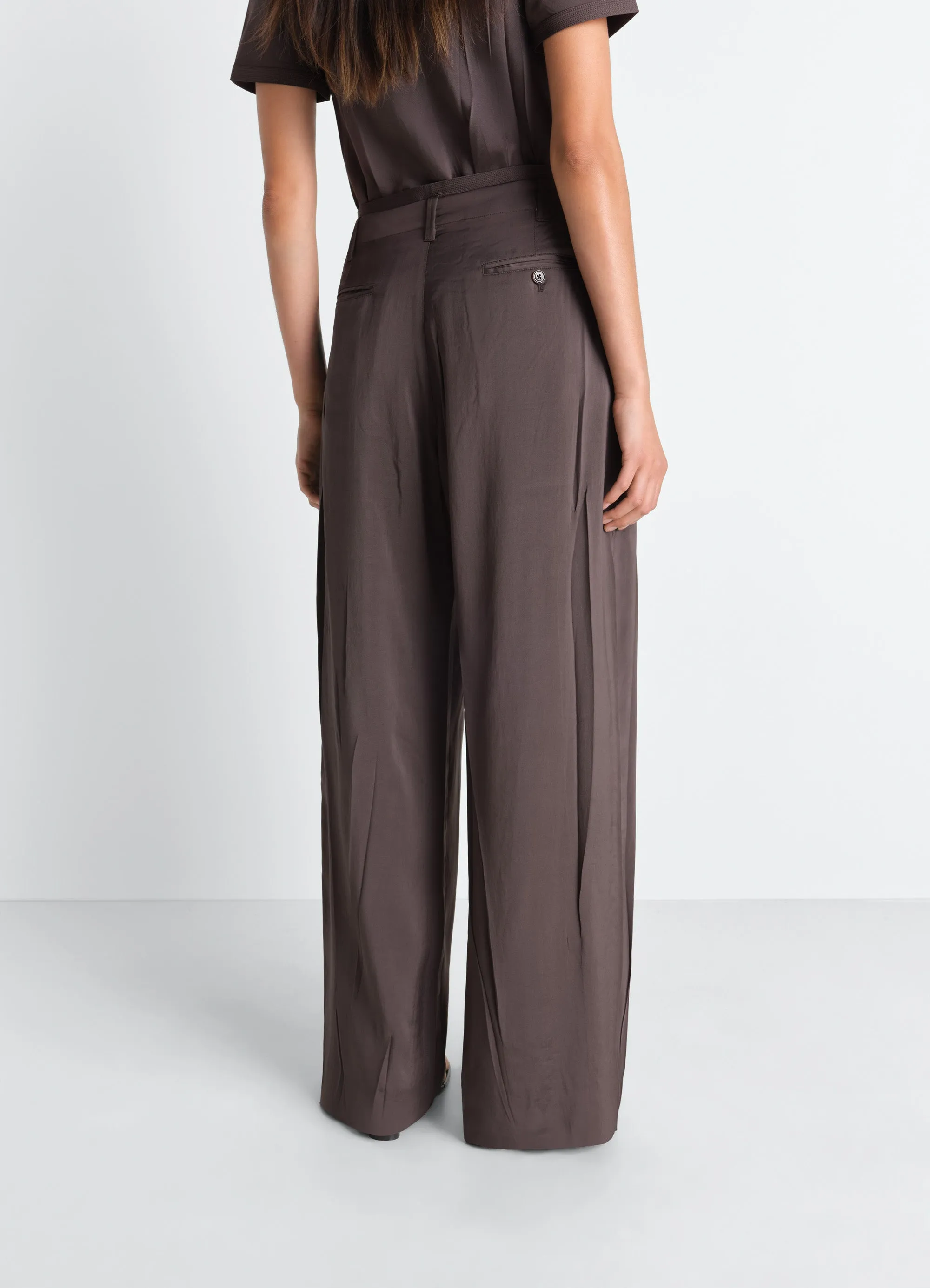 CREASED SOFT PANTS IN POLY VISCOSE TWILL sold by Lemaire product image thumbnail 5