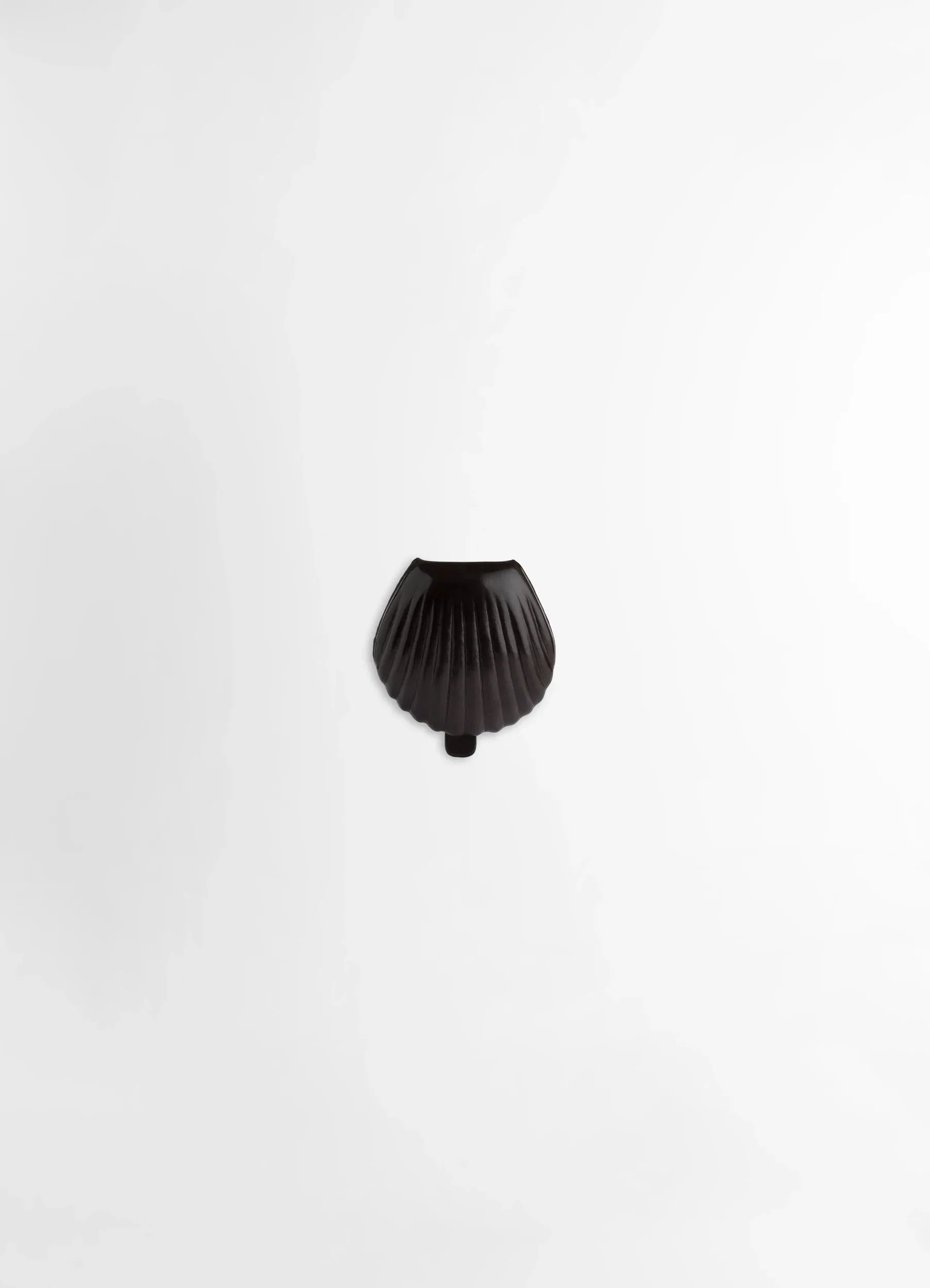CARLOS SHELL COIN PURSE sold by Lemaire