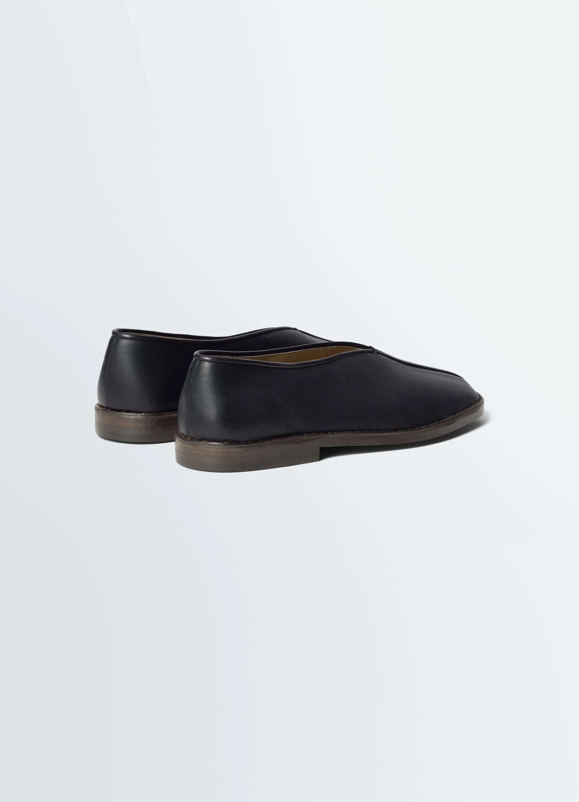 FLAT PIPED SLIPPERS IN LEATHER sold by Lemaire product image thumbnail 4