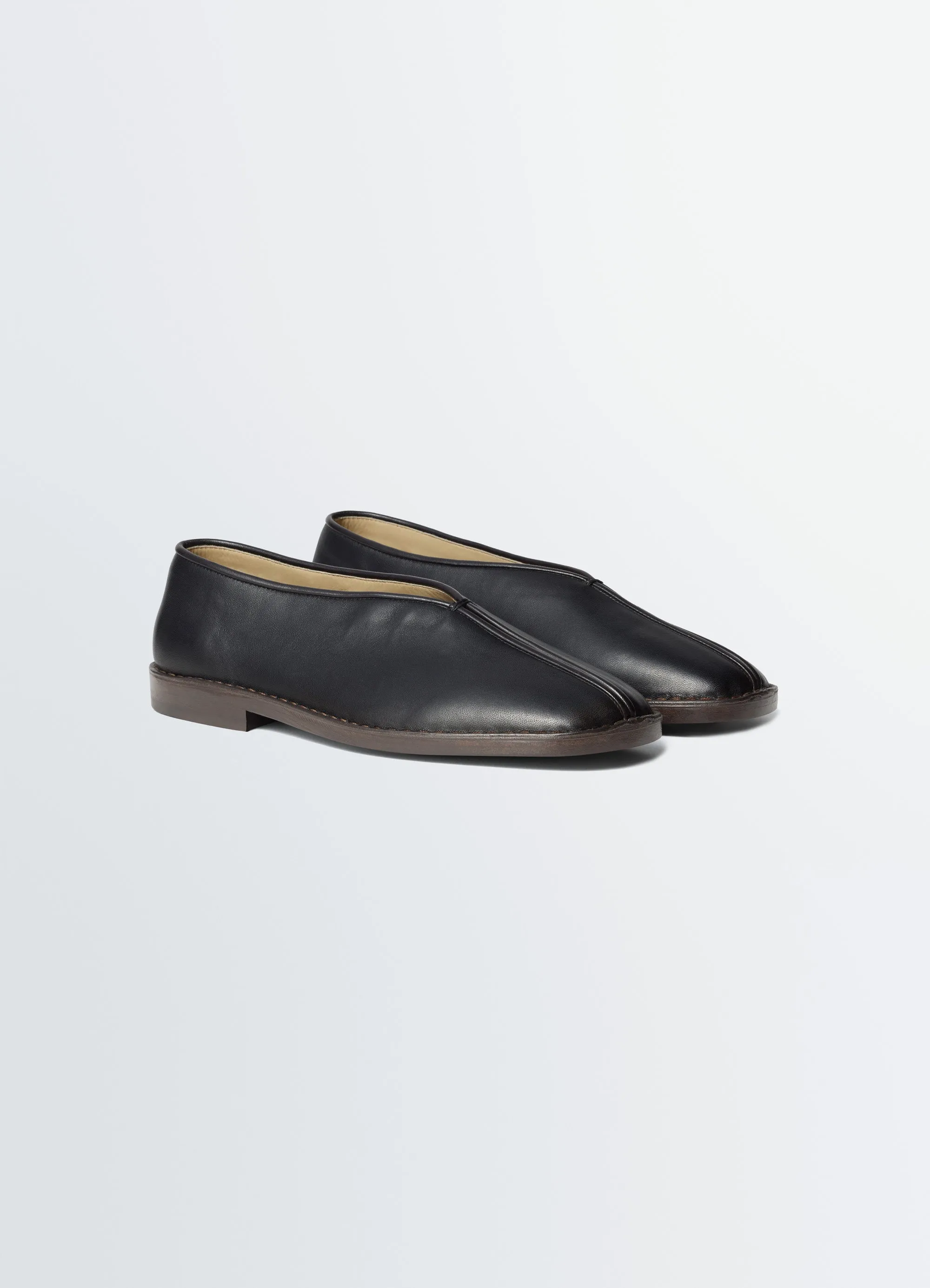 FLAT PIPED SLIPPERS IN LEATHER sold by Lemaire product image thumbnail 3