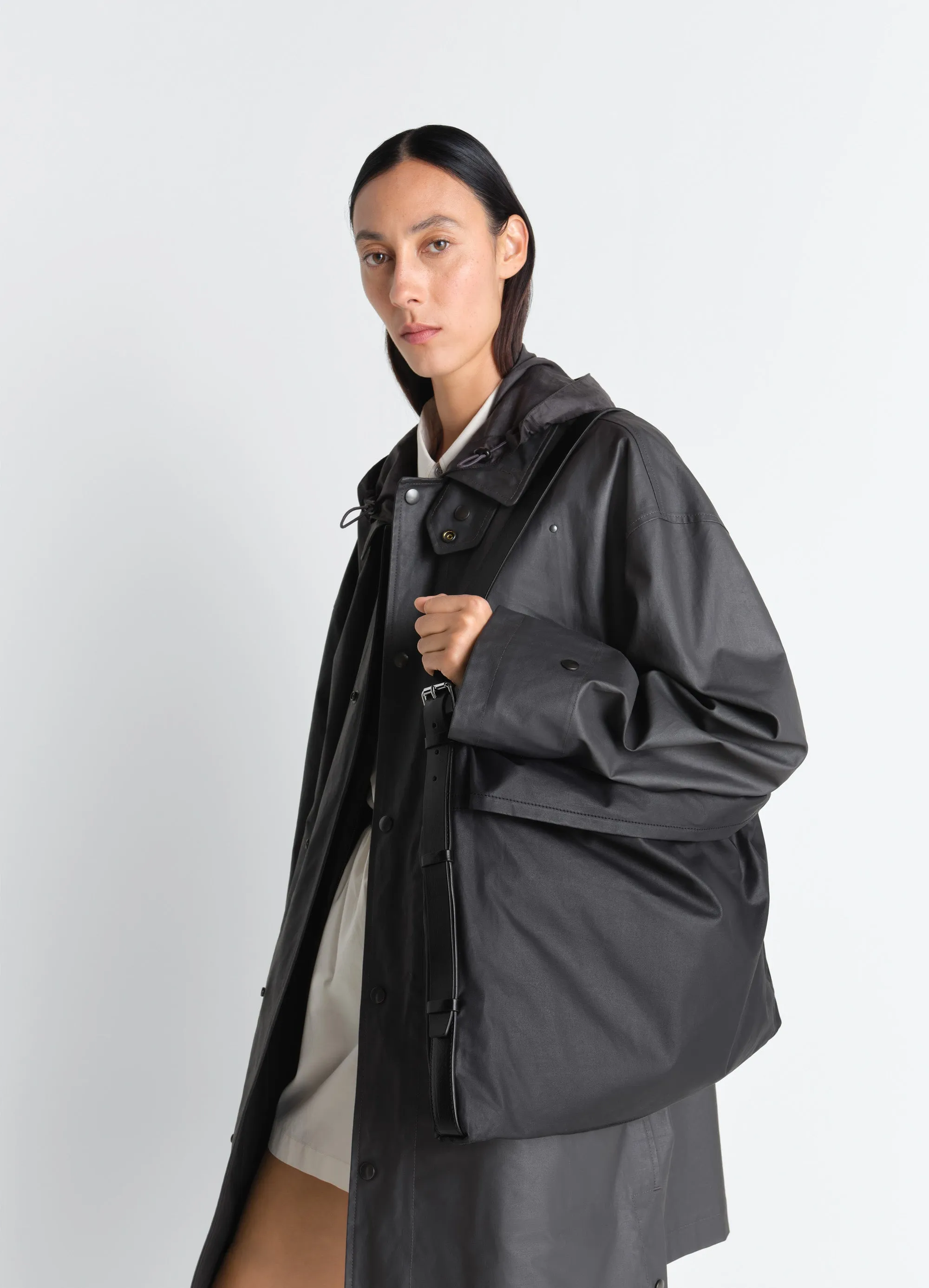 MEDIUM TRENCH POCKET BAG IN WATER-REPELLANT RESINATED COTTON sold by Lemaire product image thumbnail 2