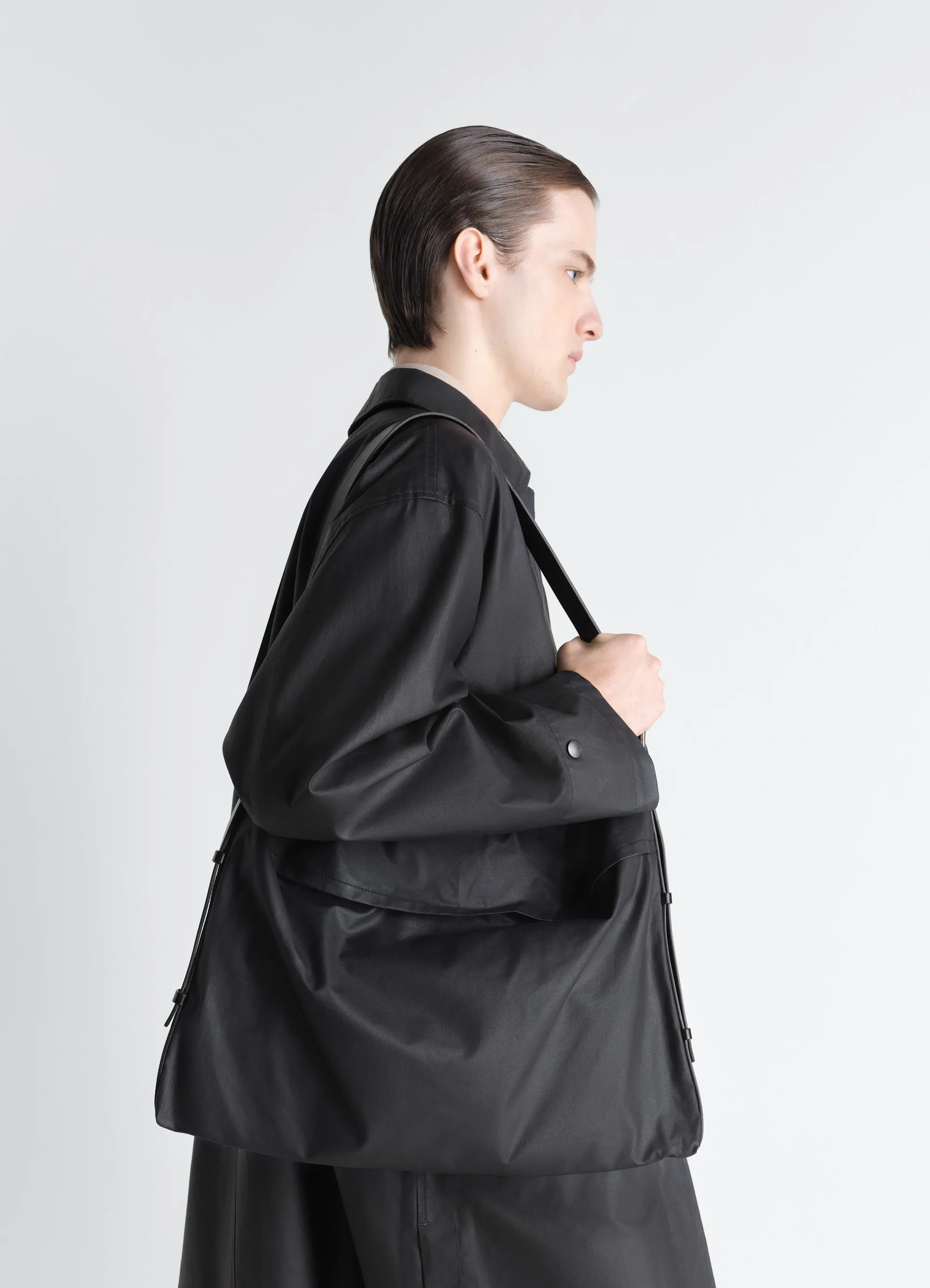 MEDIUM TRENCH POCKET BAG IN WATER-REPELLANT RESINATED COTTON sold by Lemaire product image thumbnail 3