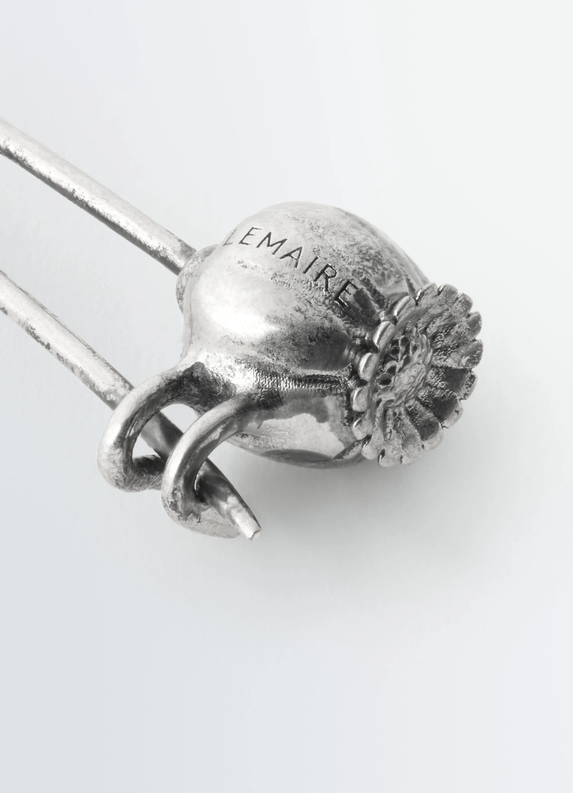 THISTLE PIN BROOCH IN BRASS sold by Lemaire product image thumbnail 3