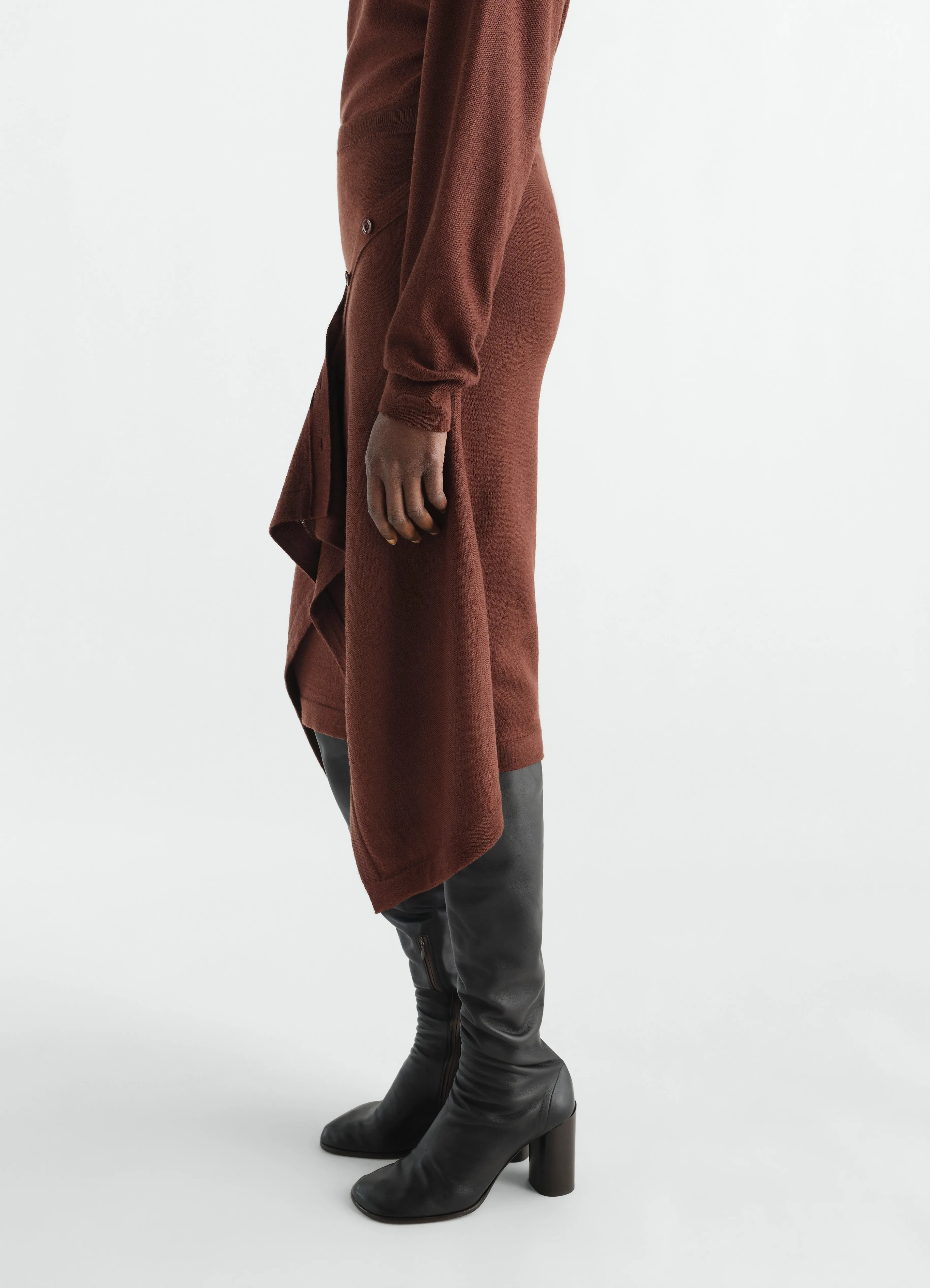 BUTTONED SKIRT IN MERINO WOOL BLEND sold by Lemaire product image thumbnail 4