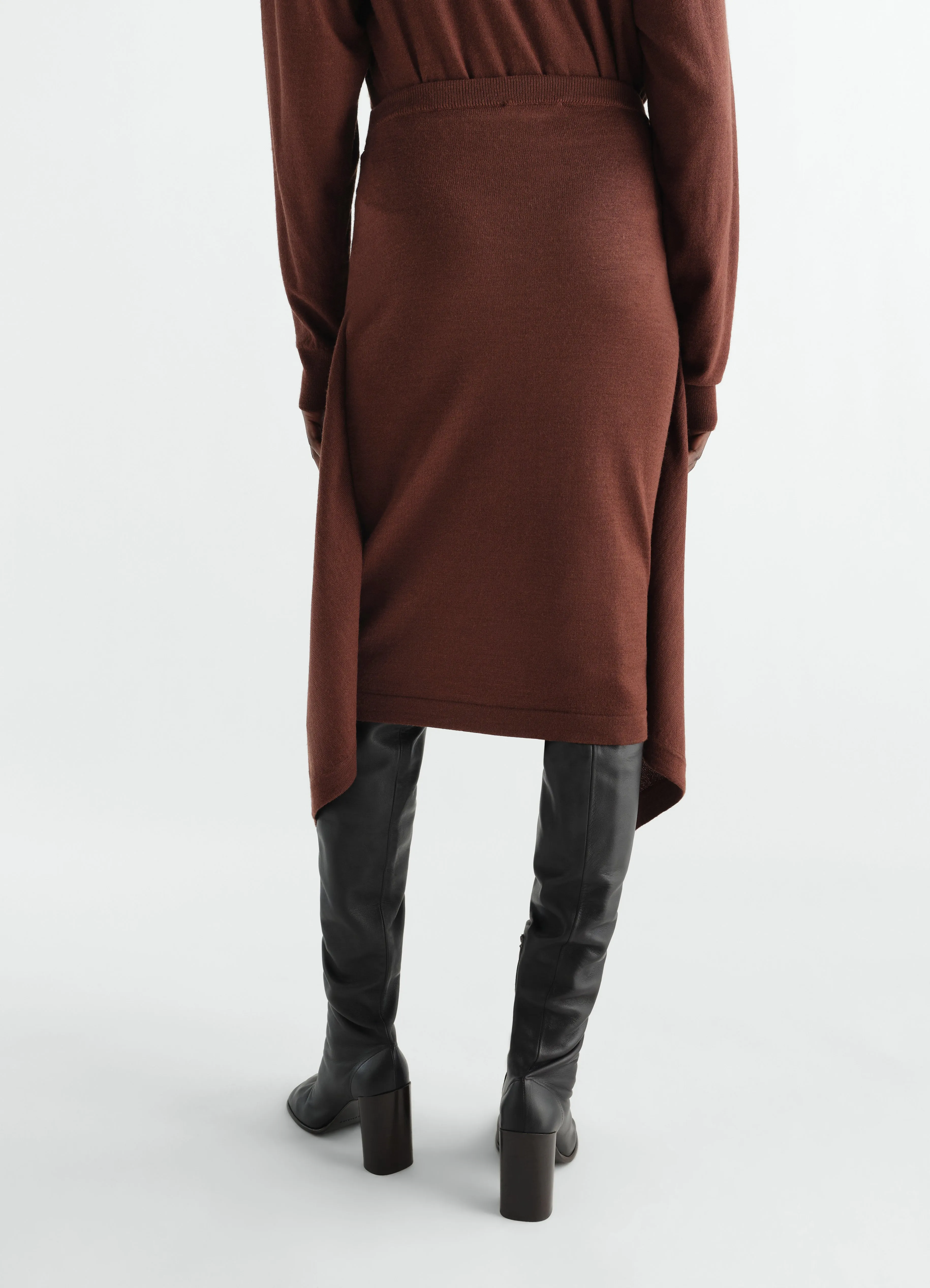 BUTTONED SKIRT IN MERINO WOOL BLEND sold by Lemaire product image thumbnail 5