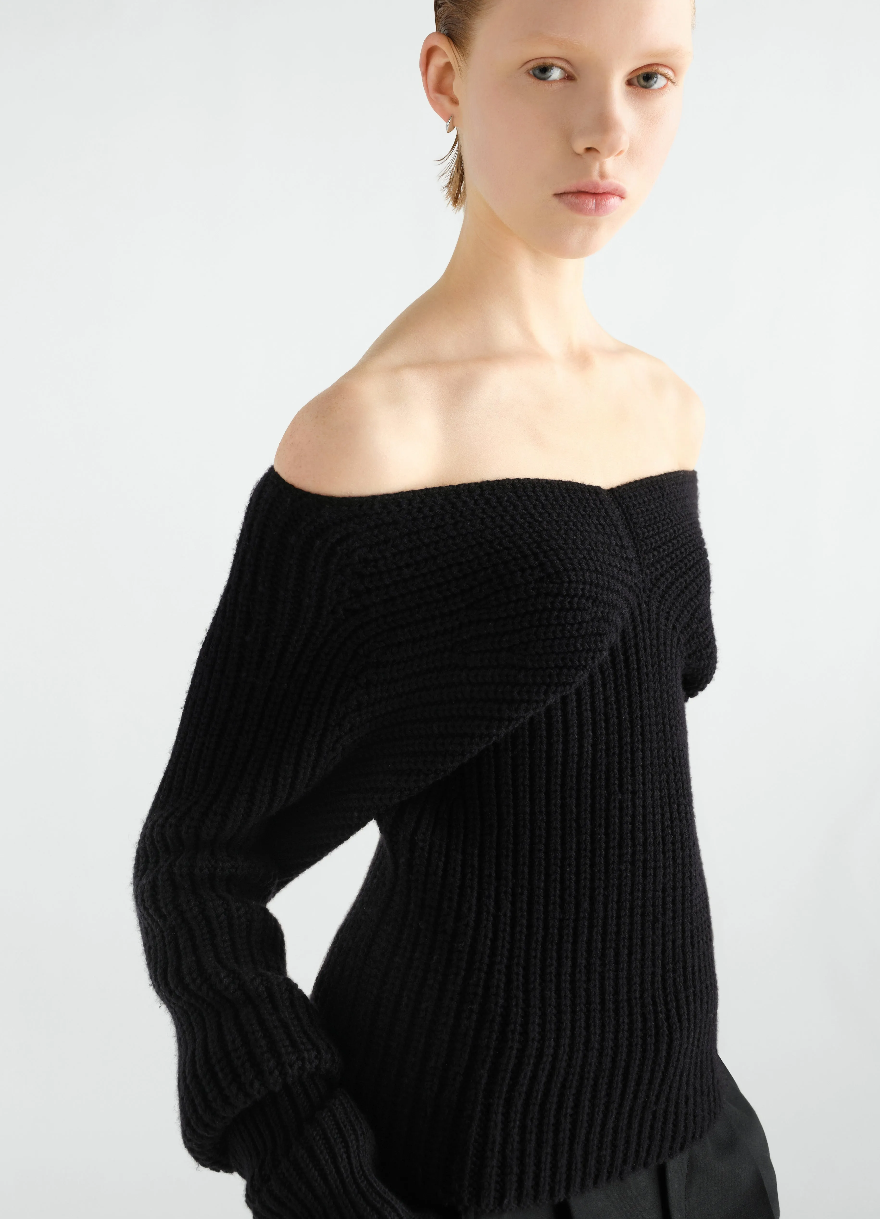 OFF-SHOULDER SWEATER IN WORSTED WOOL sold by Lemaire product image thumbnail 4