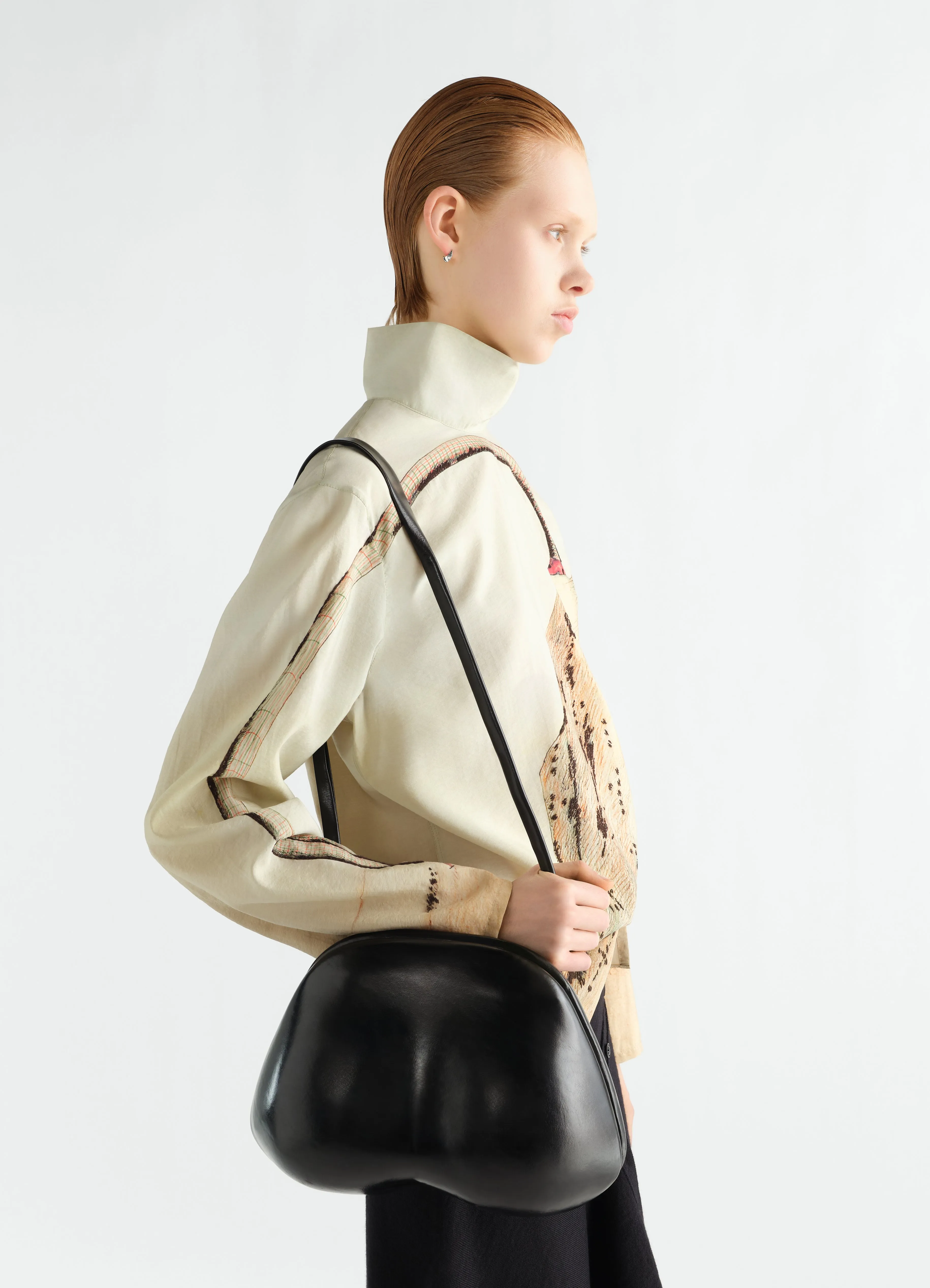 FESSES BAG IN PATINATED LEATHER sold by Lemaire product image thumbnail 2
