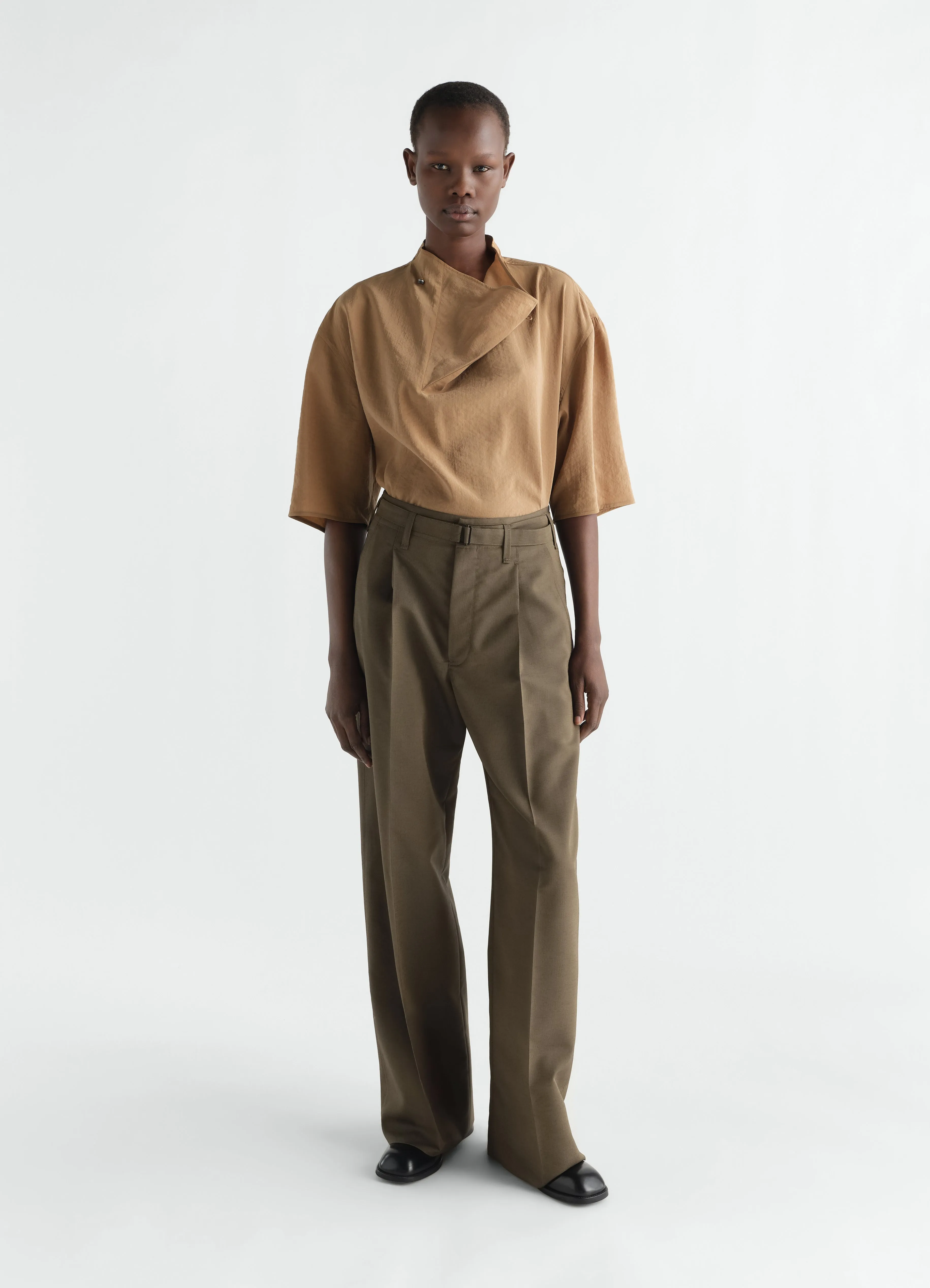 SOFT COLLAR TOP IN DRY SILK sold by Lemaire product image thumbnail 2