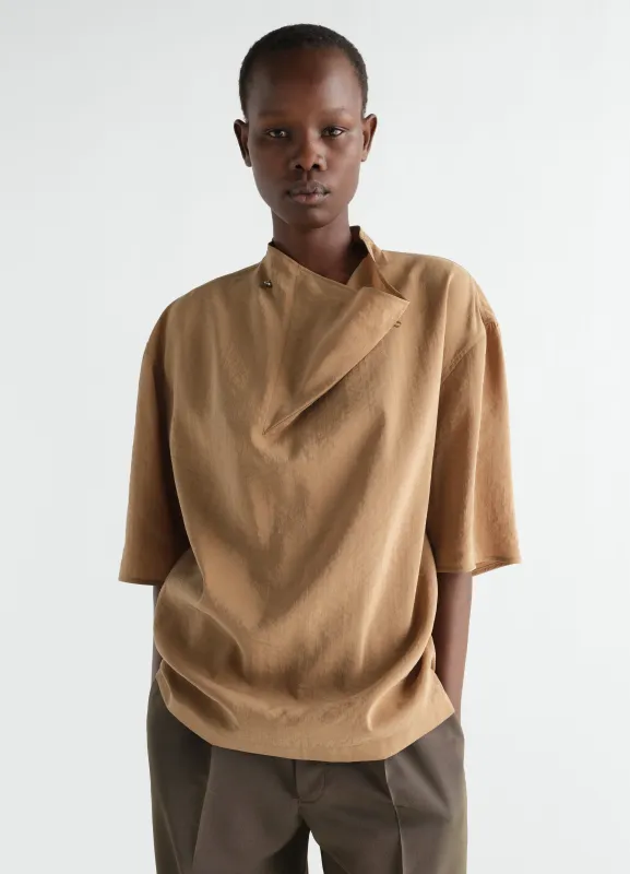 SOFT COLLAR TOP IN DRY SILK made by Lemaire