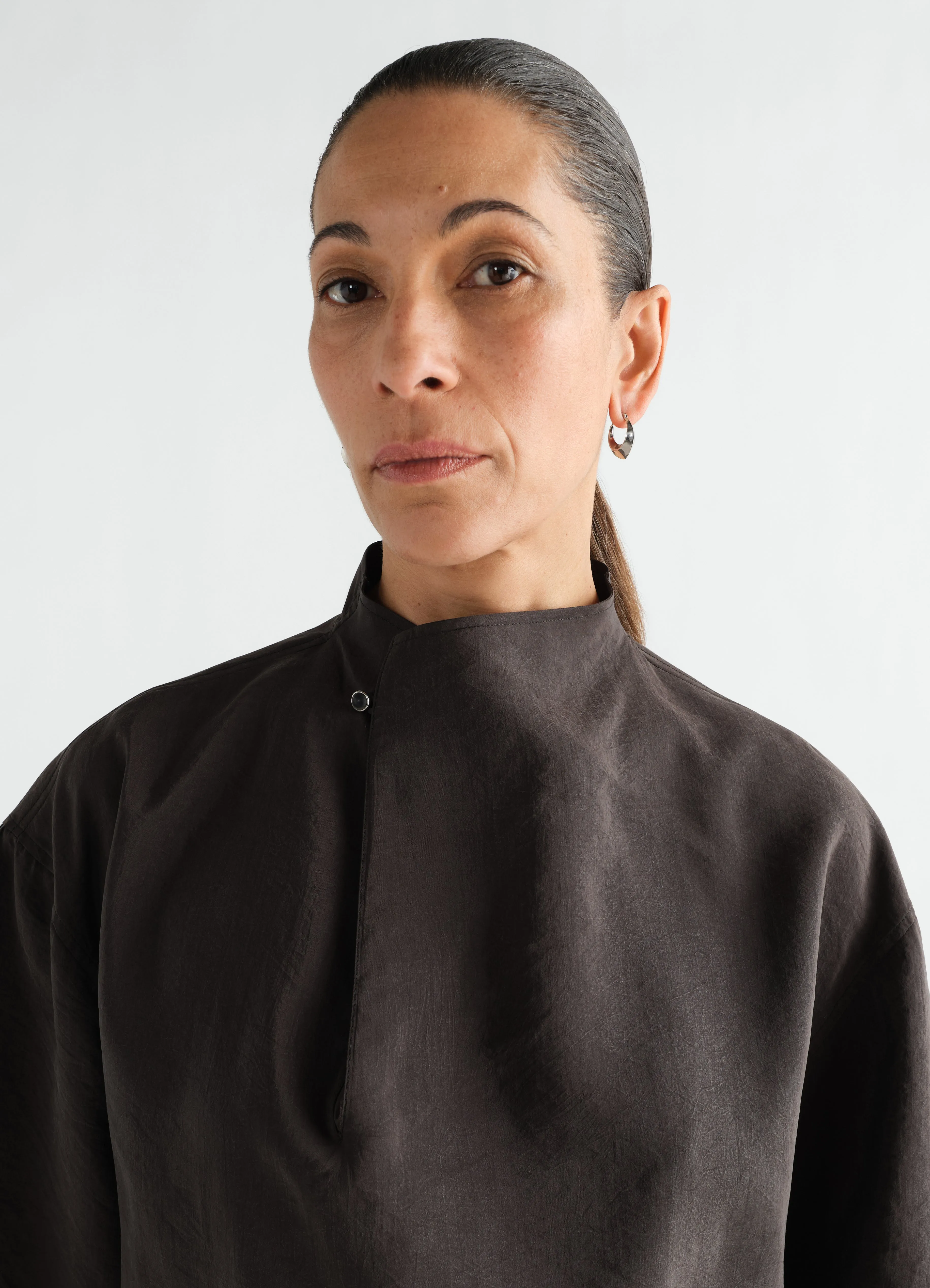 SOFT COLLAR TOP IN DRY SILK sold by Lemaire product image thumbnail 4