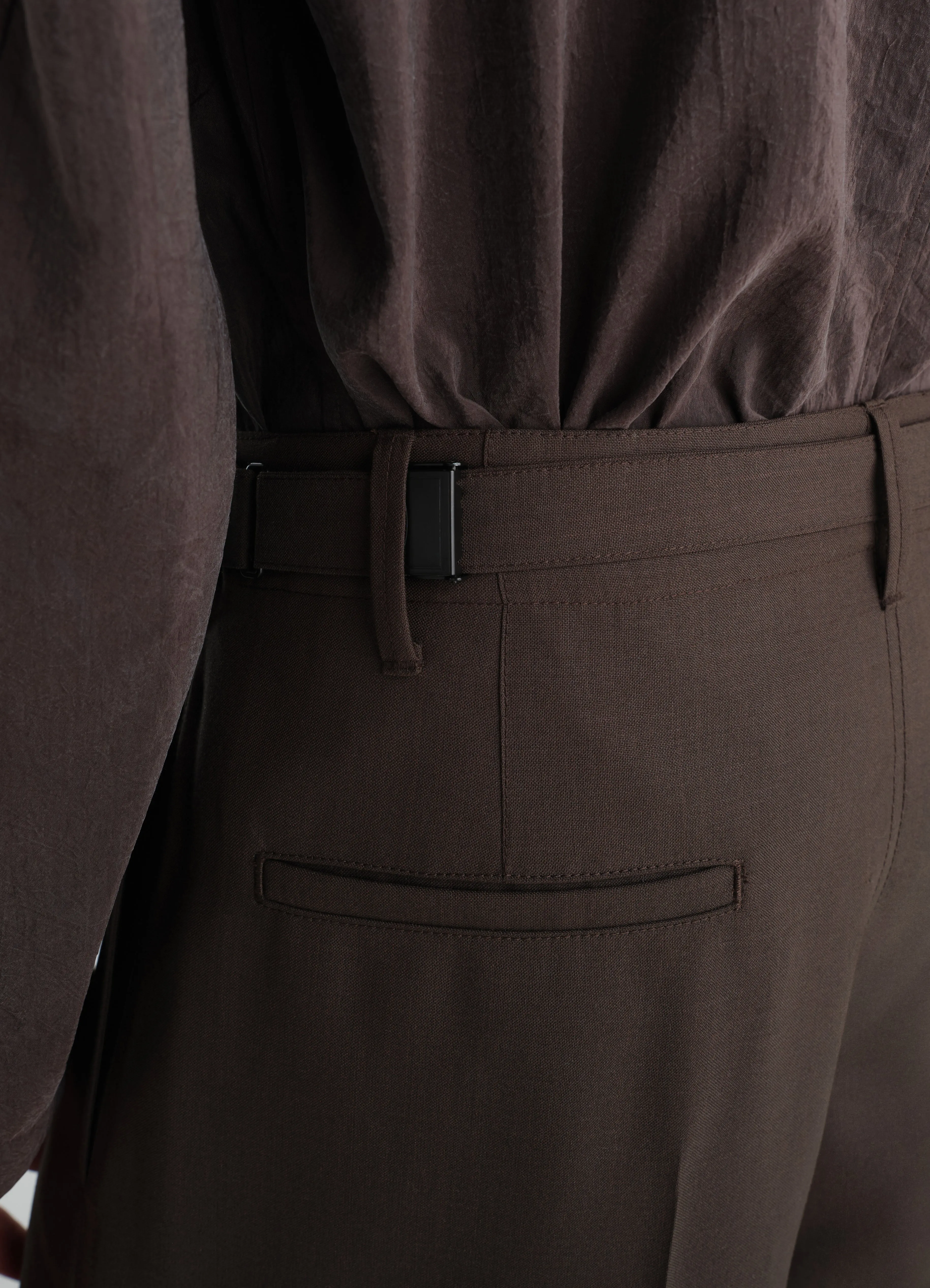 SINGLE-PLEAT TAILORED PANTS IN TROPICAL WOOL BLEND sold by Lemaire product image thumbnail 5